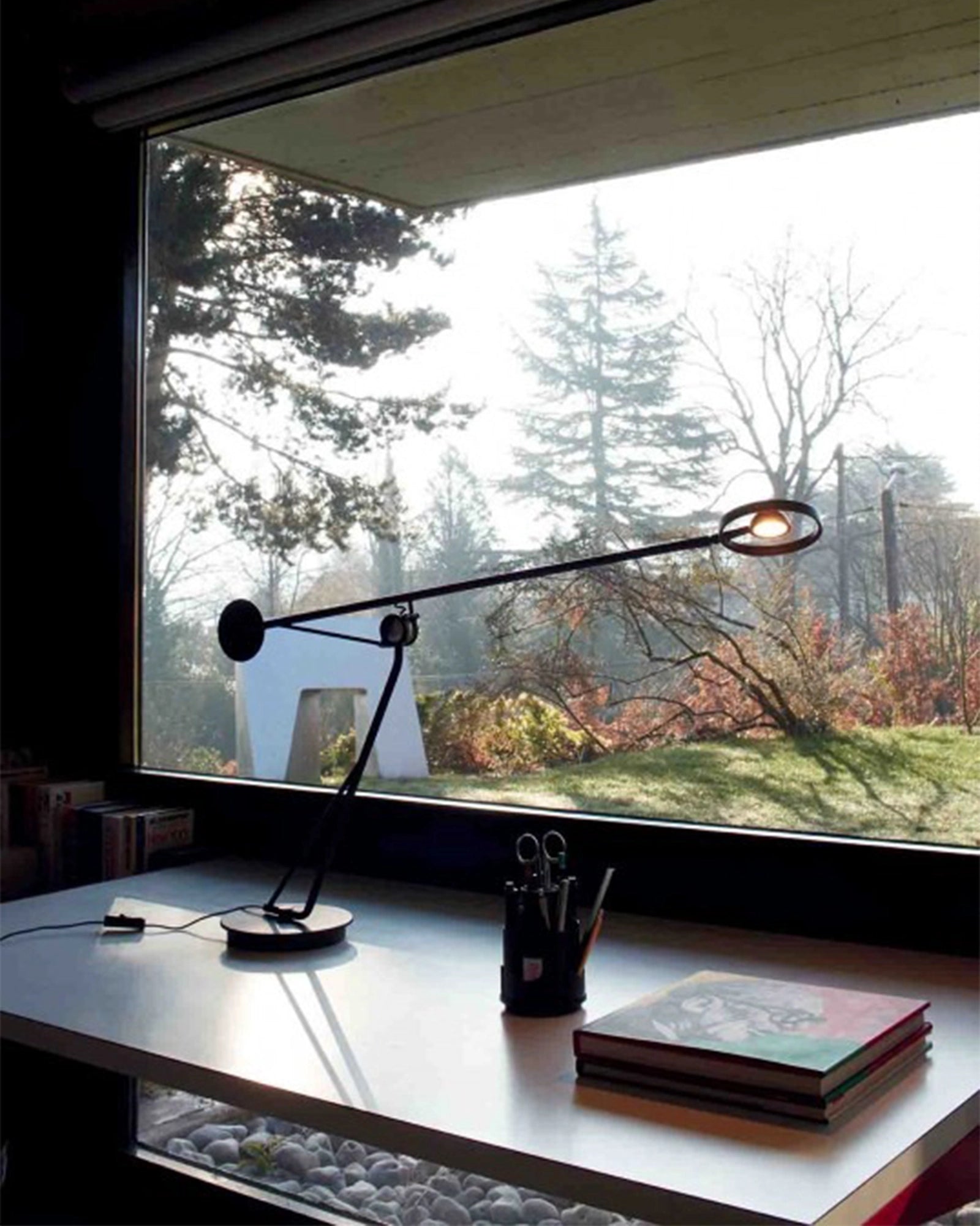 Aaro Table Lamp