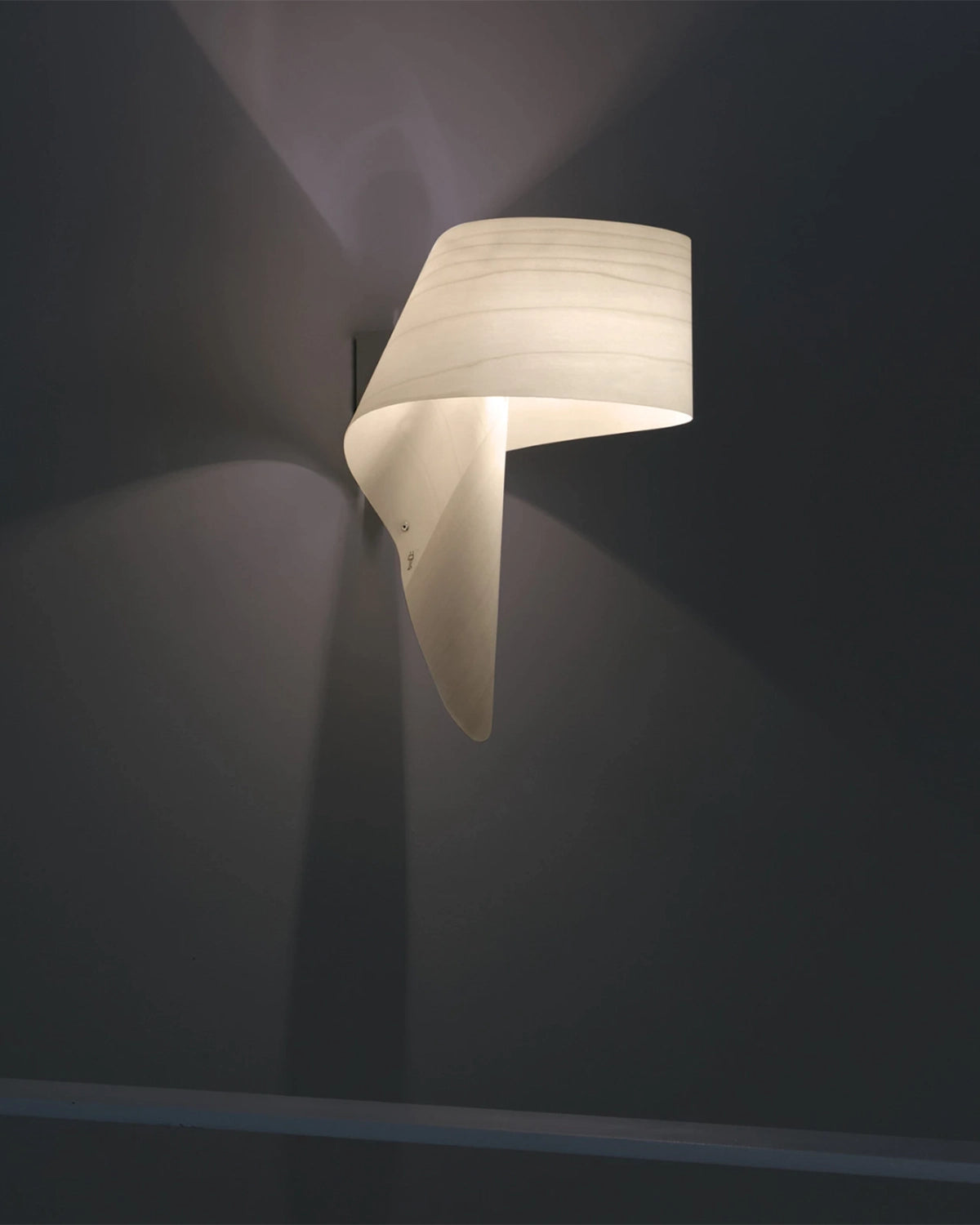 Air Wall Light
