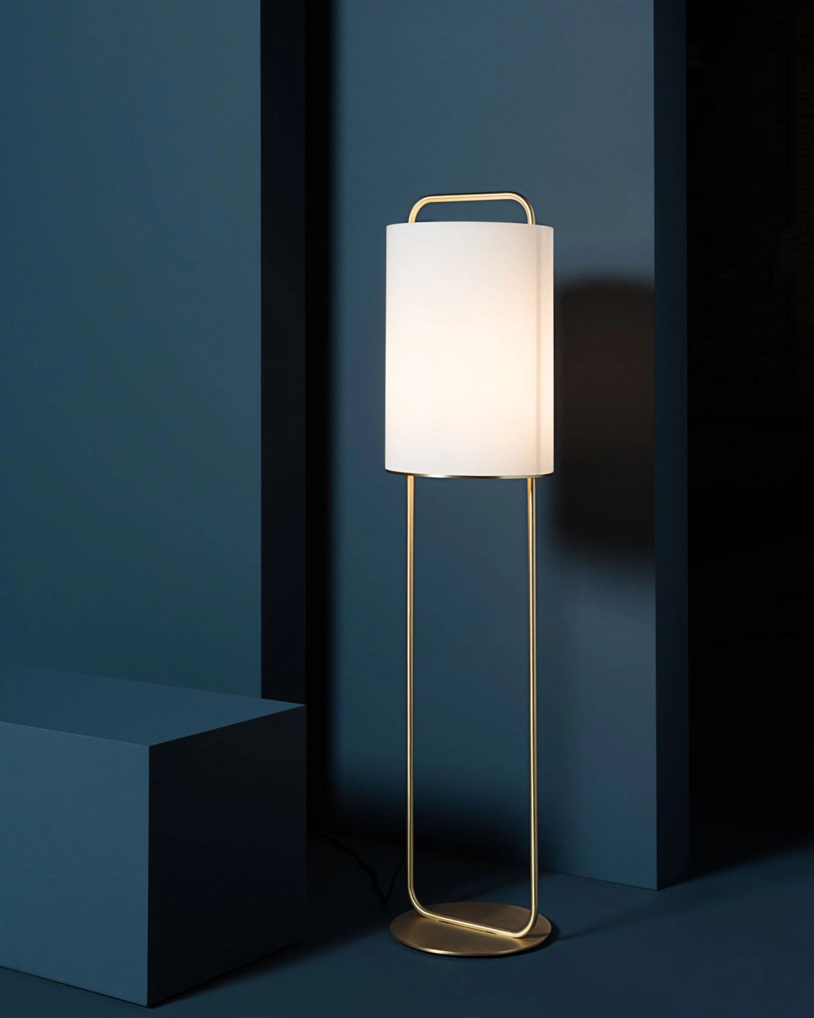 Alistair P Floor Lamp