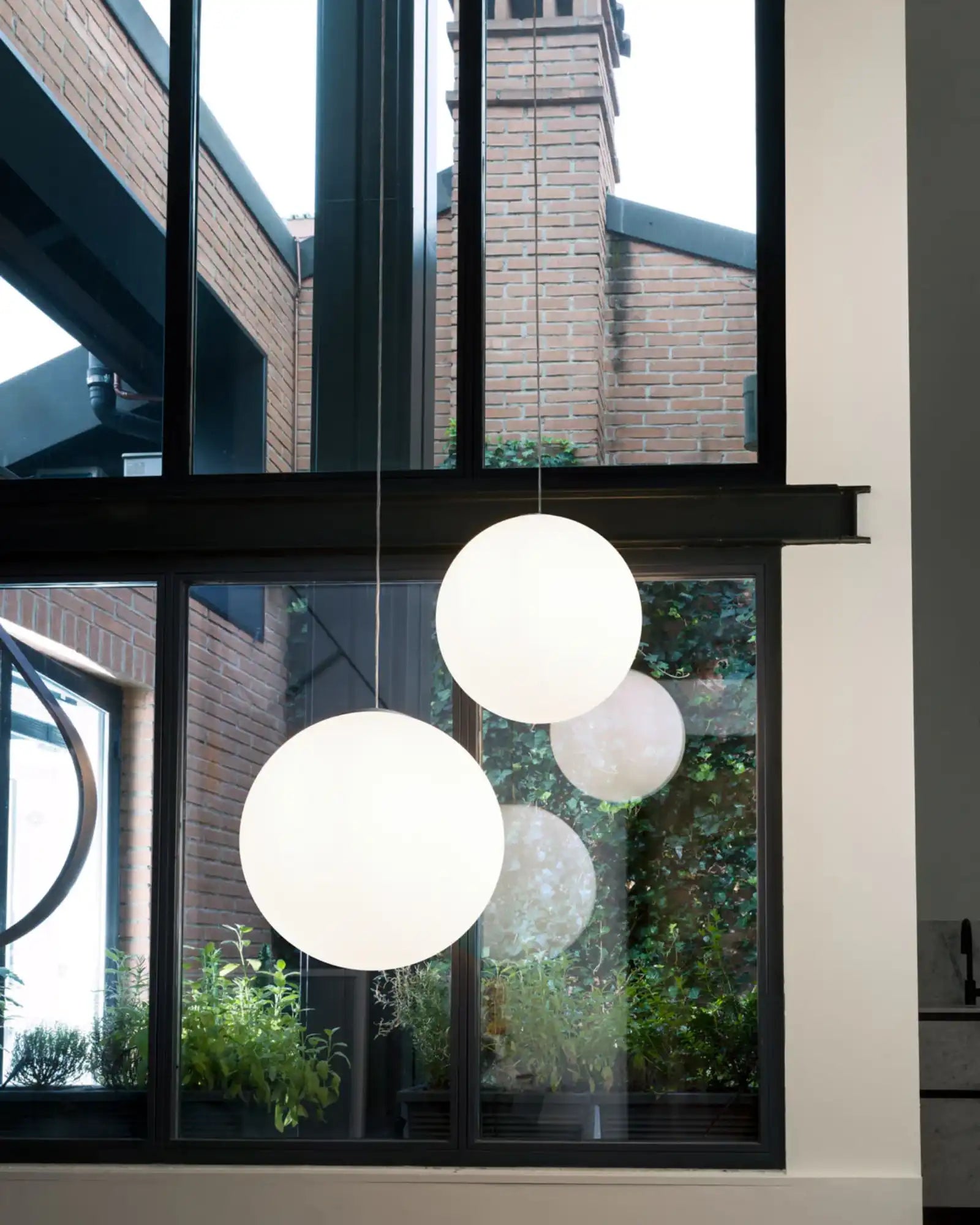 Asteroide Pendant Light