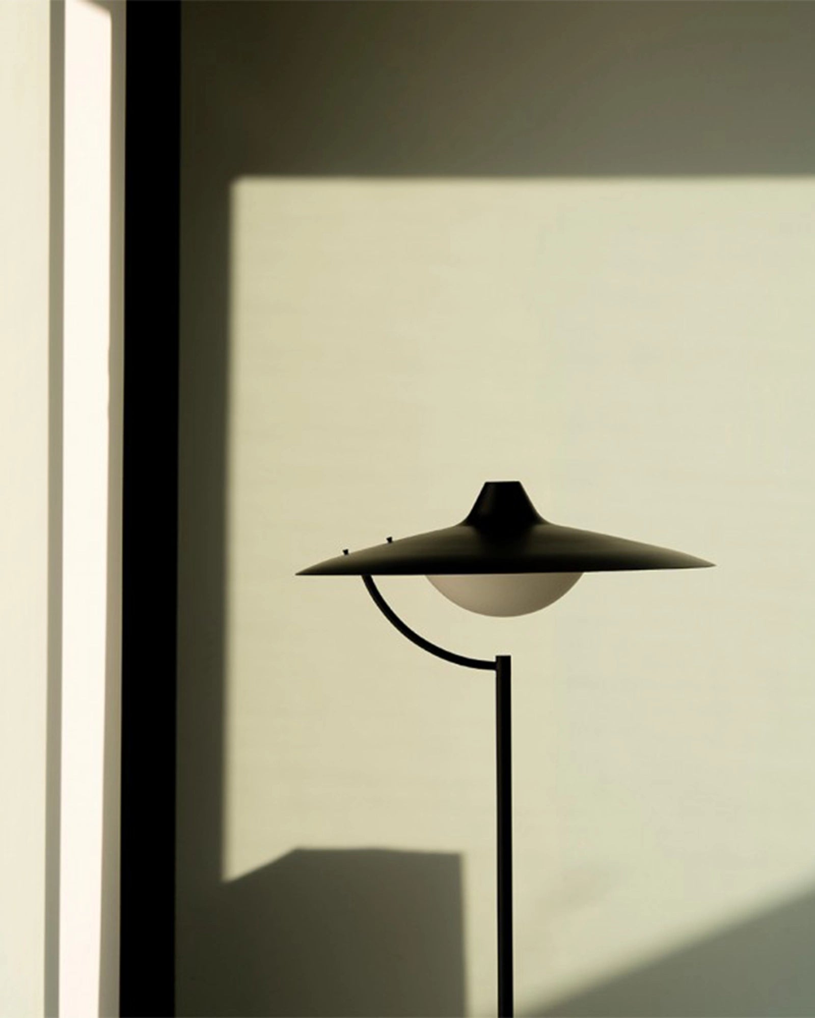 Biny Floor Lamp