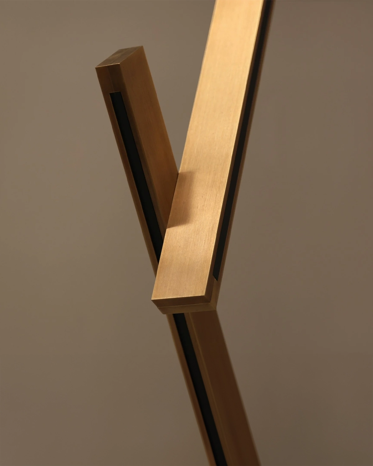 Bloc Vertical Pendant Light