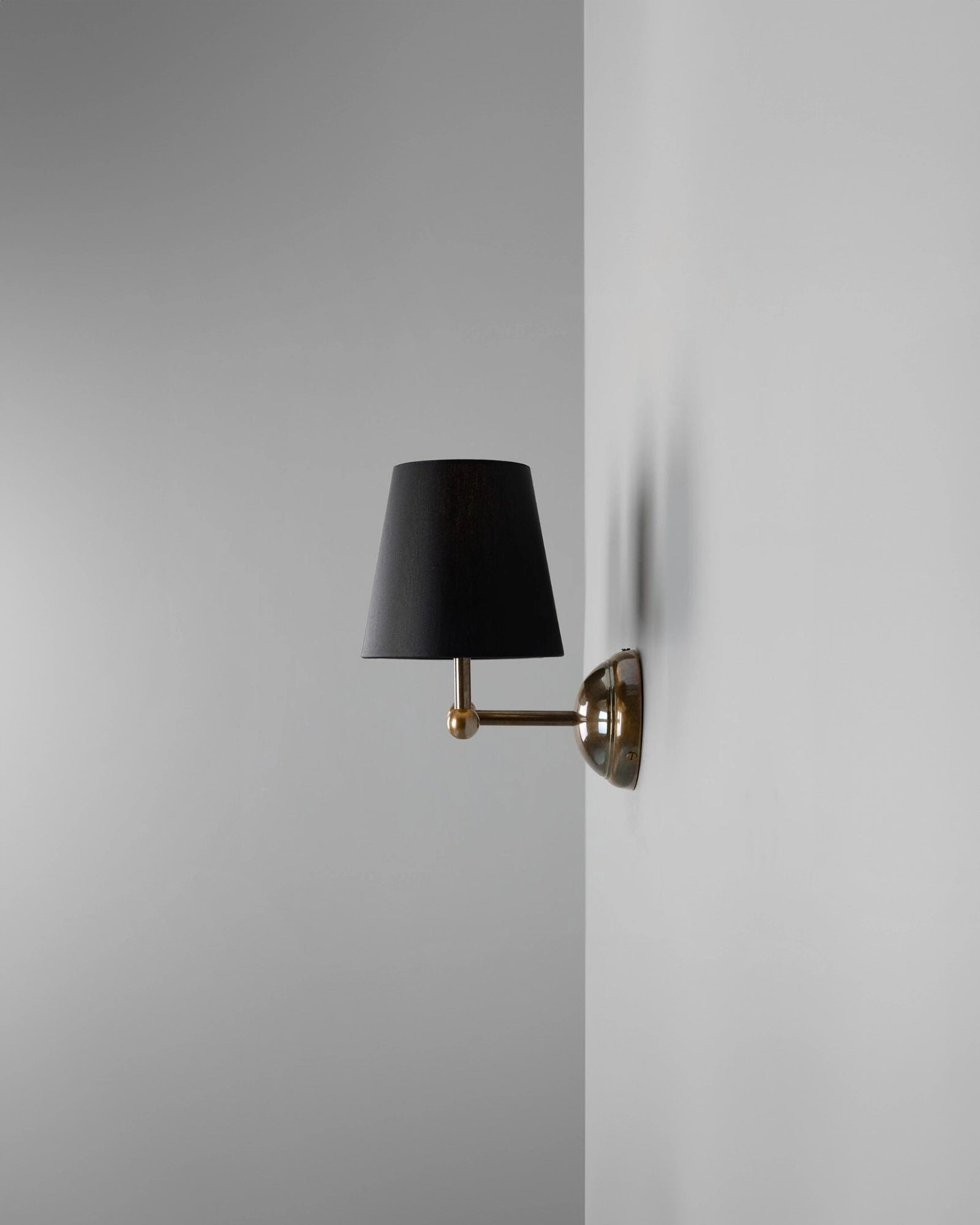 Busan 2lt Wall Light