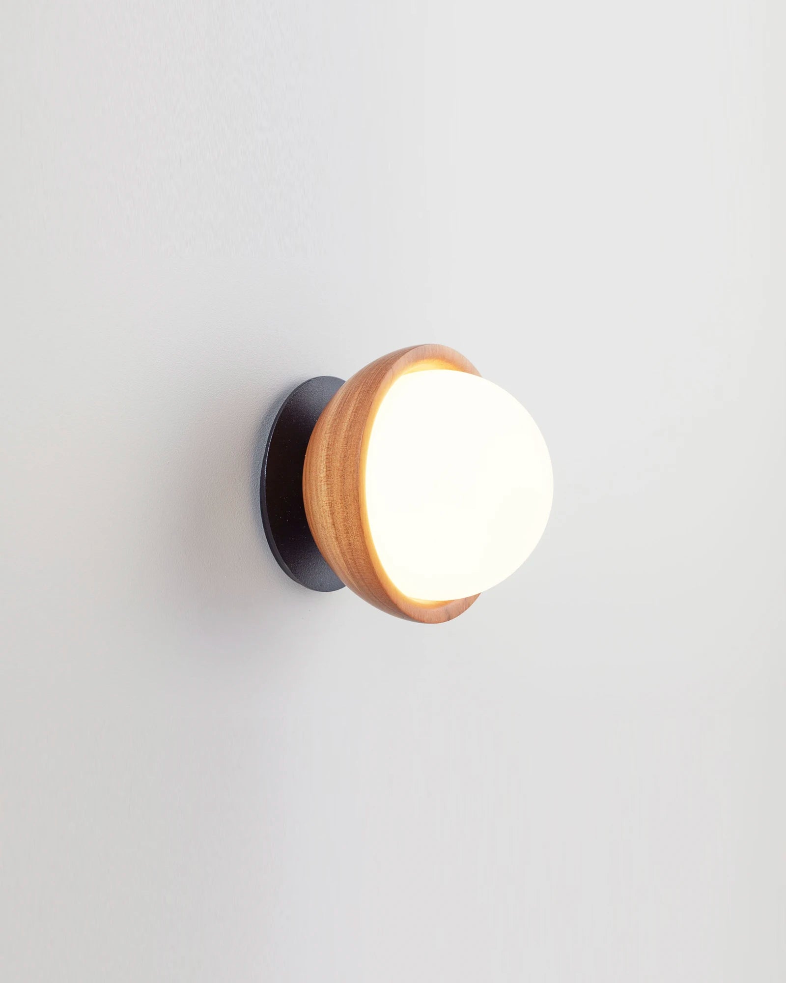 Button Wall Light