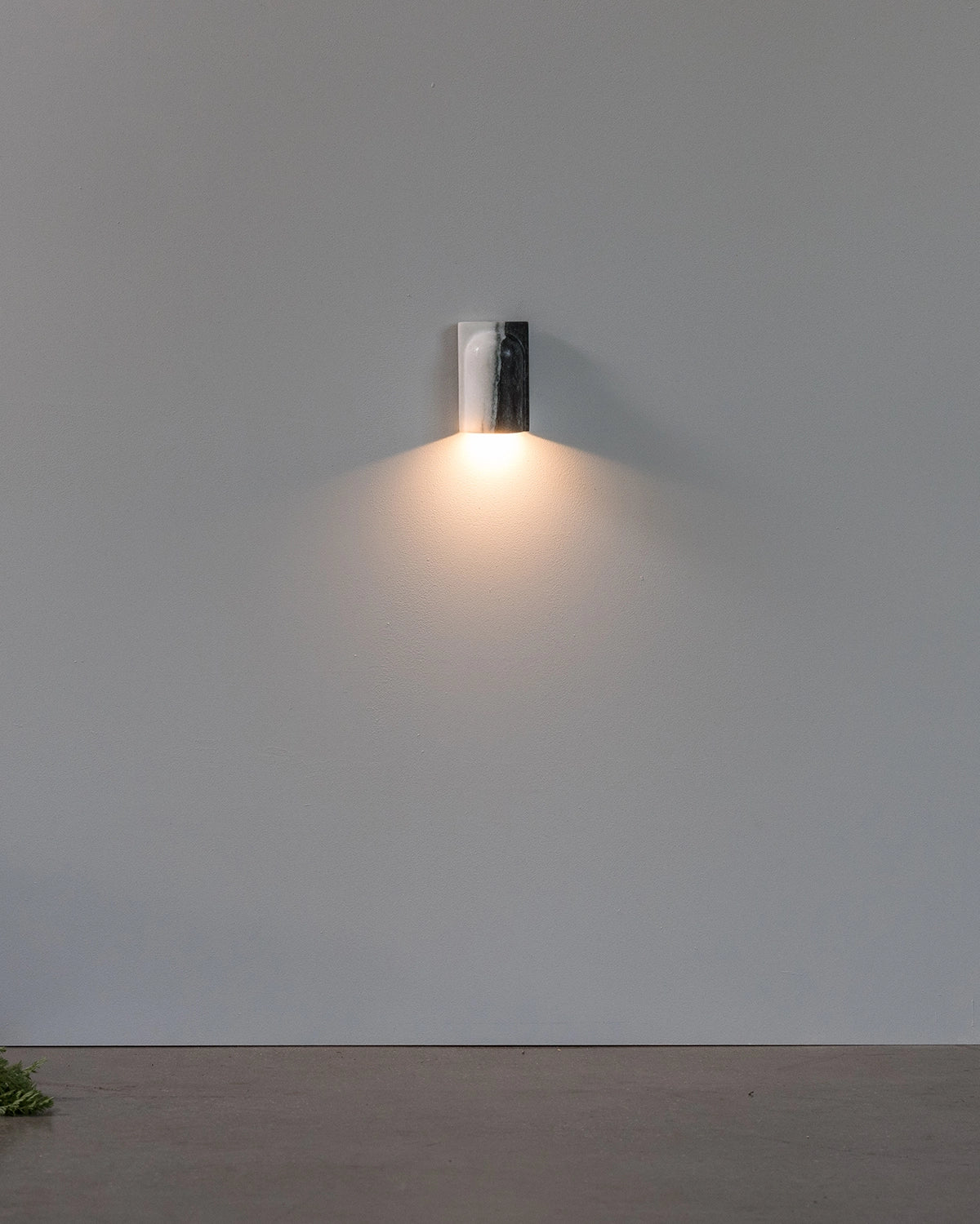 Coast Wall Light- Vertical