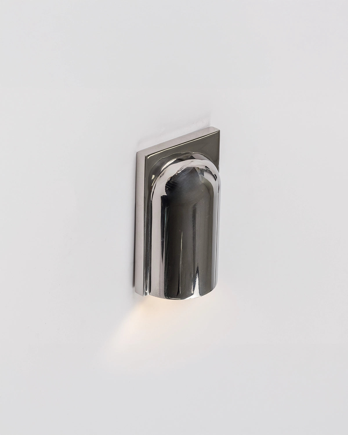 Coast Wall Light- Vertical