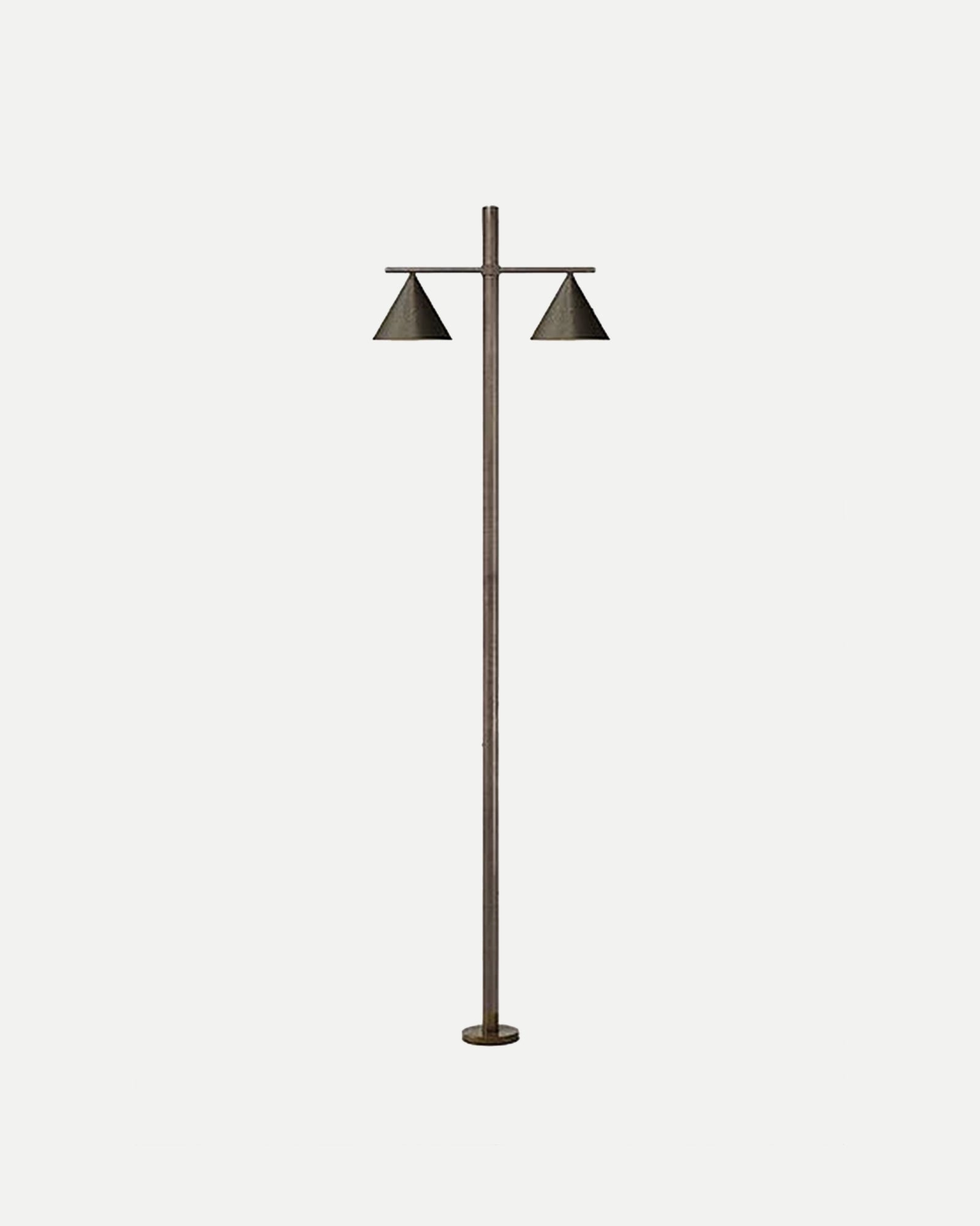 Cone 2lt Pole Light