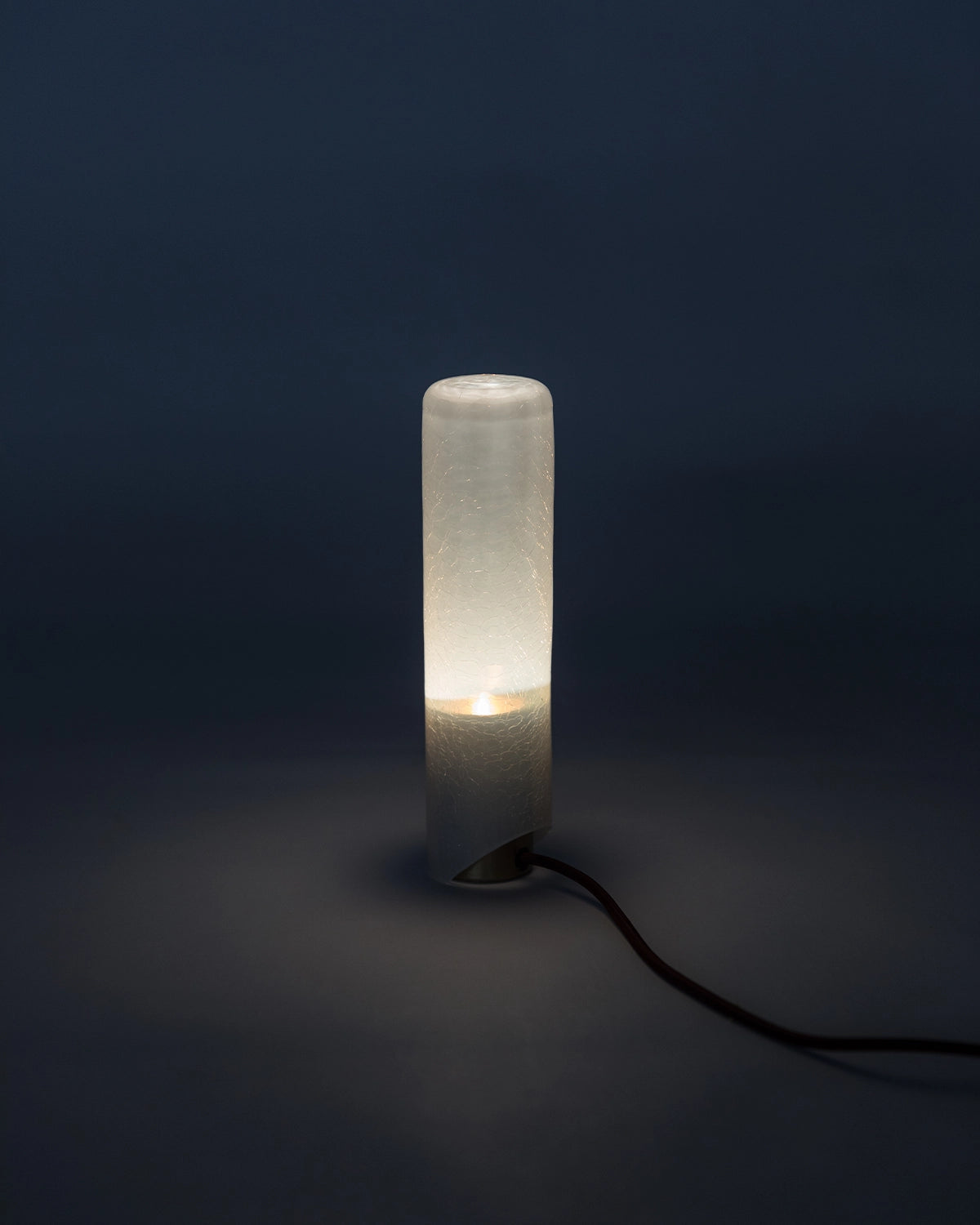 Crackle Table Lamp