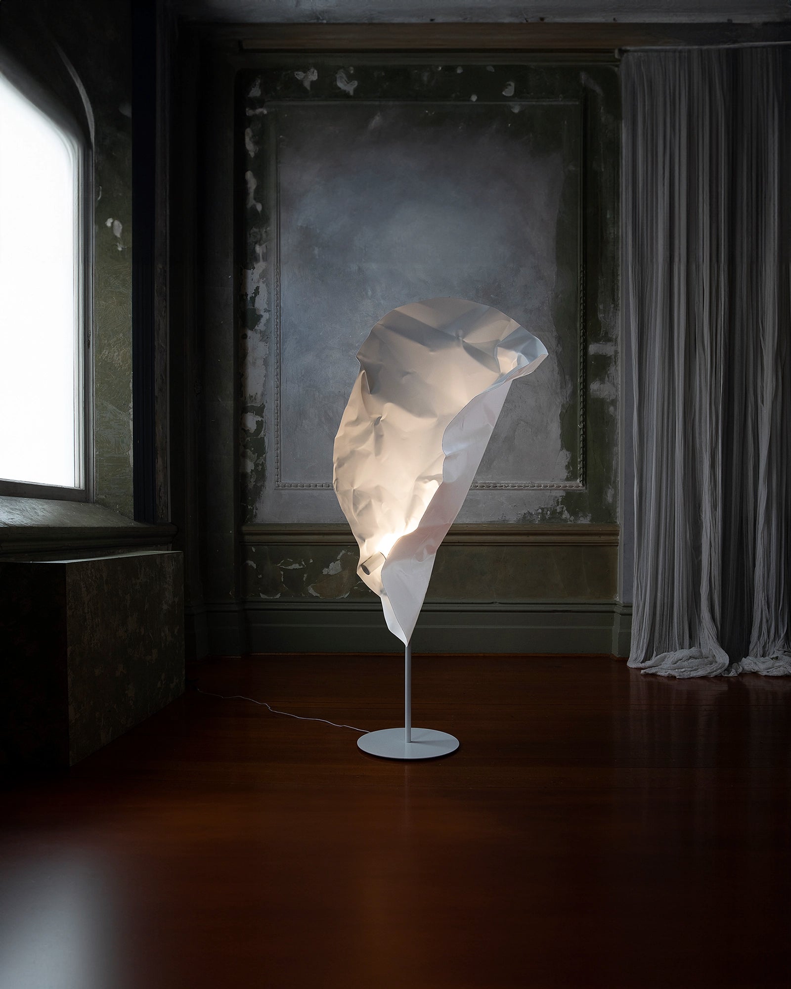 Crash Albus Floor Lamp