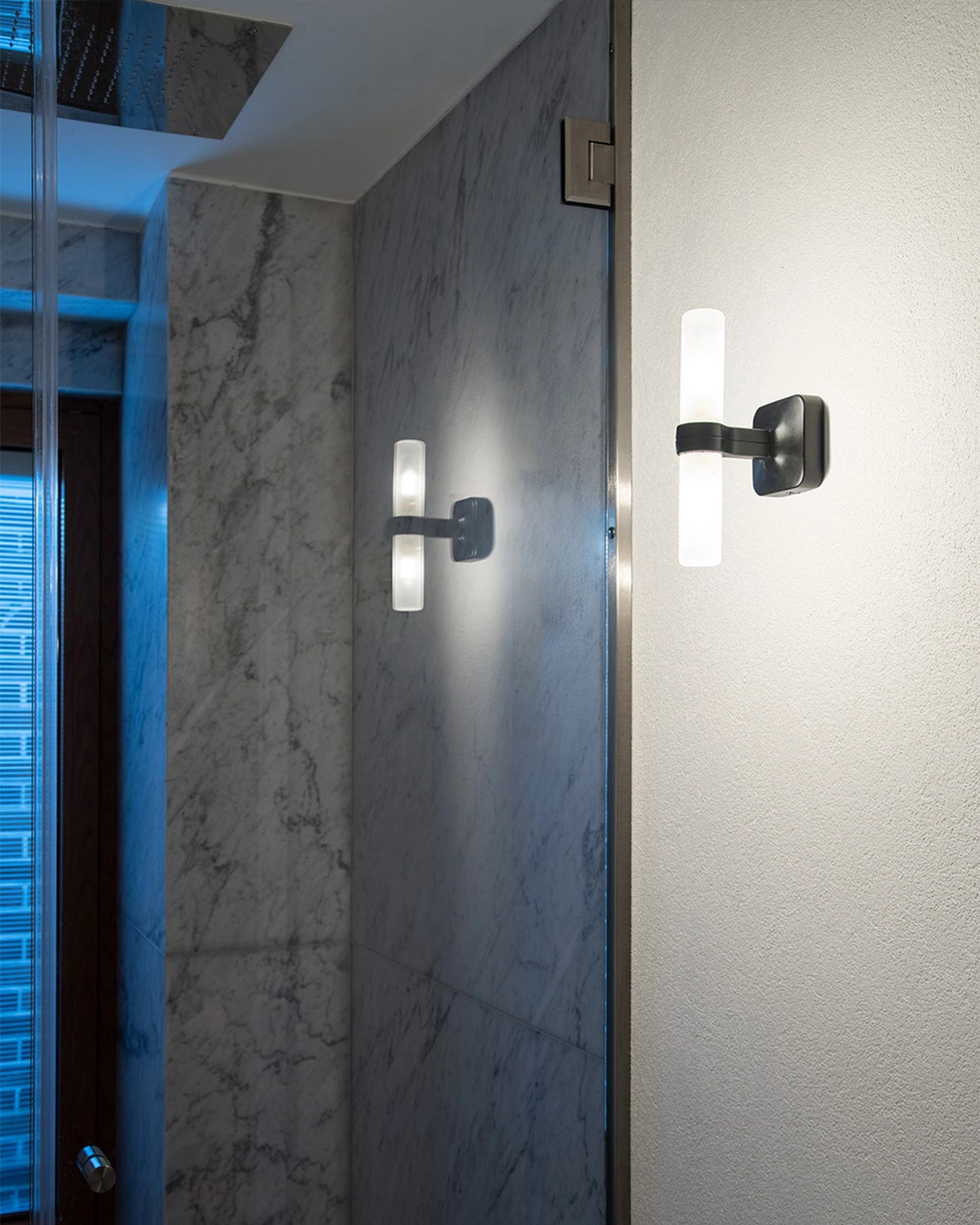 Crown Applique Wall Light
