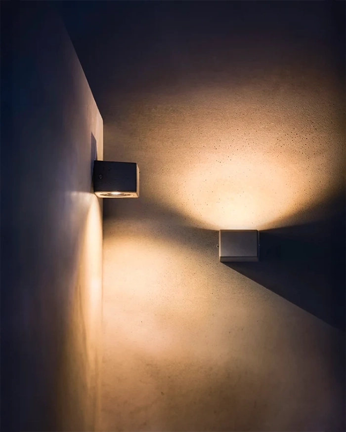 D Outdoor Wall Light