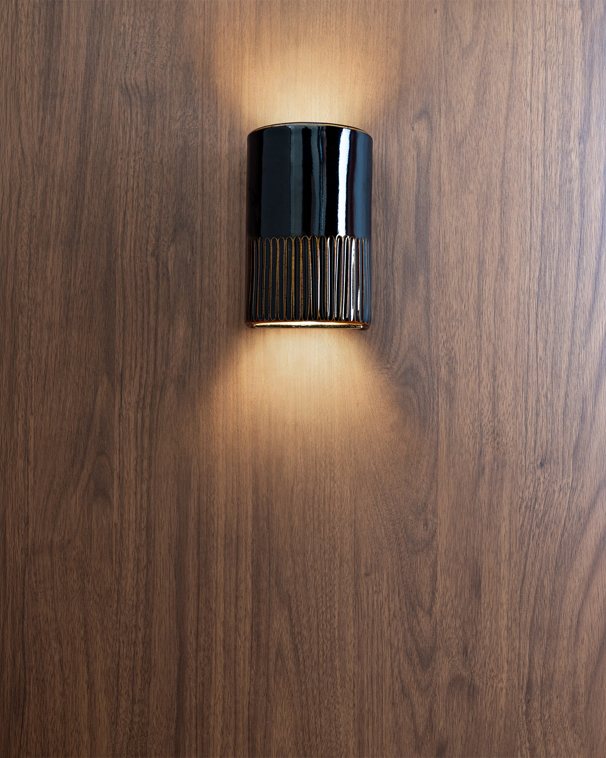 Day Short Colour Wall Light