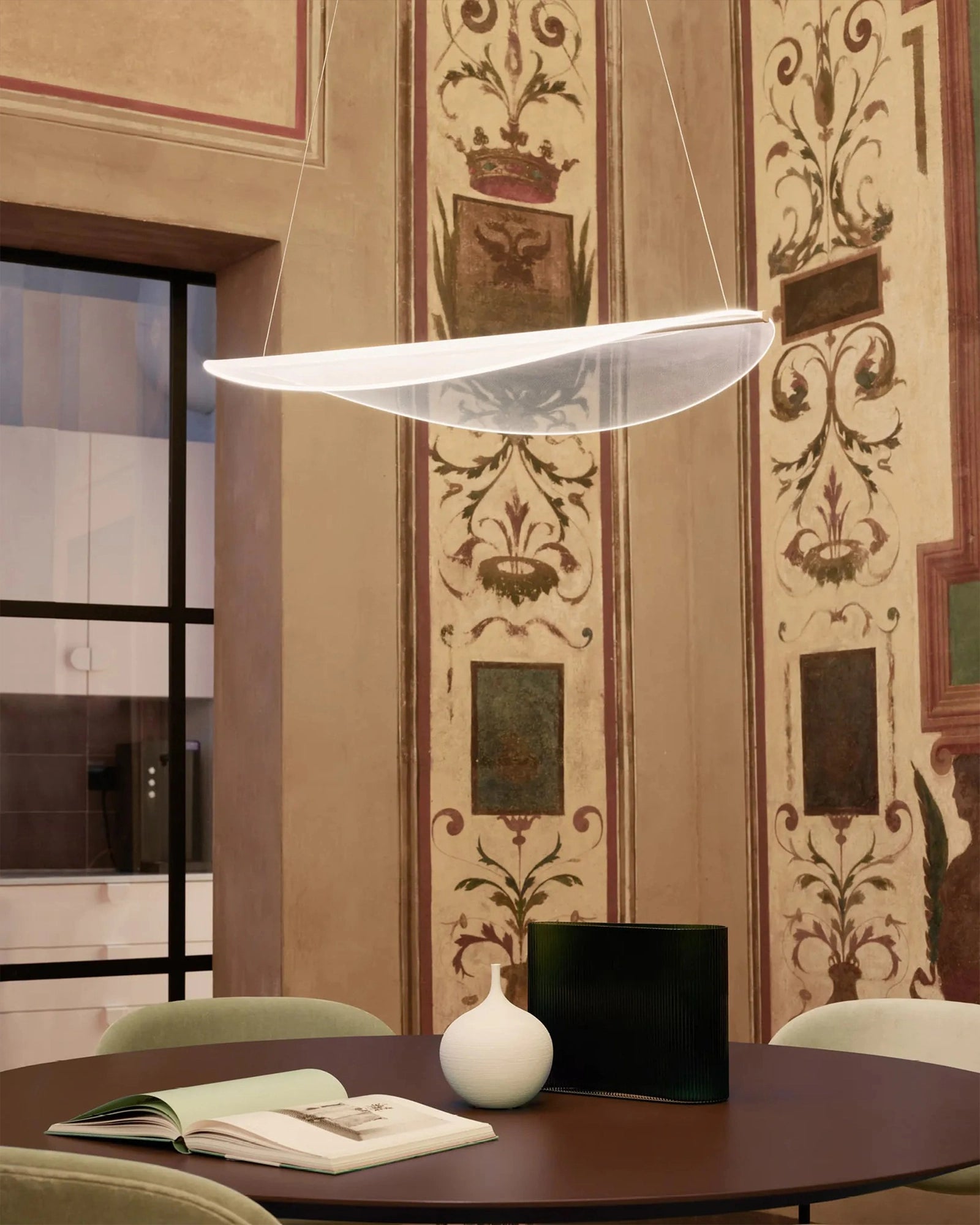Diphy Pendant Light