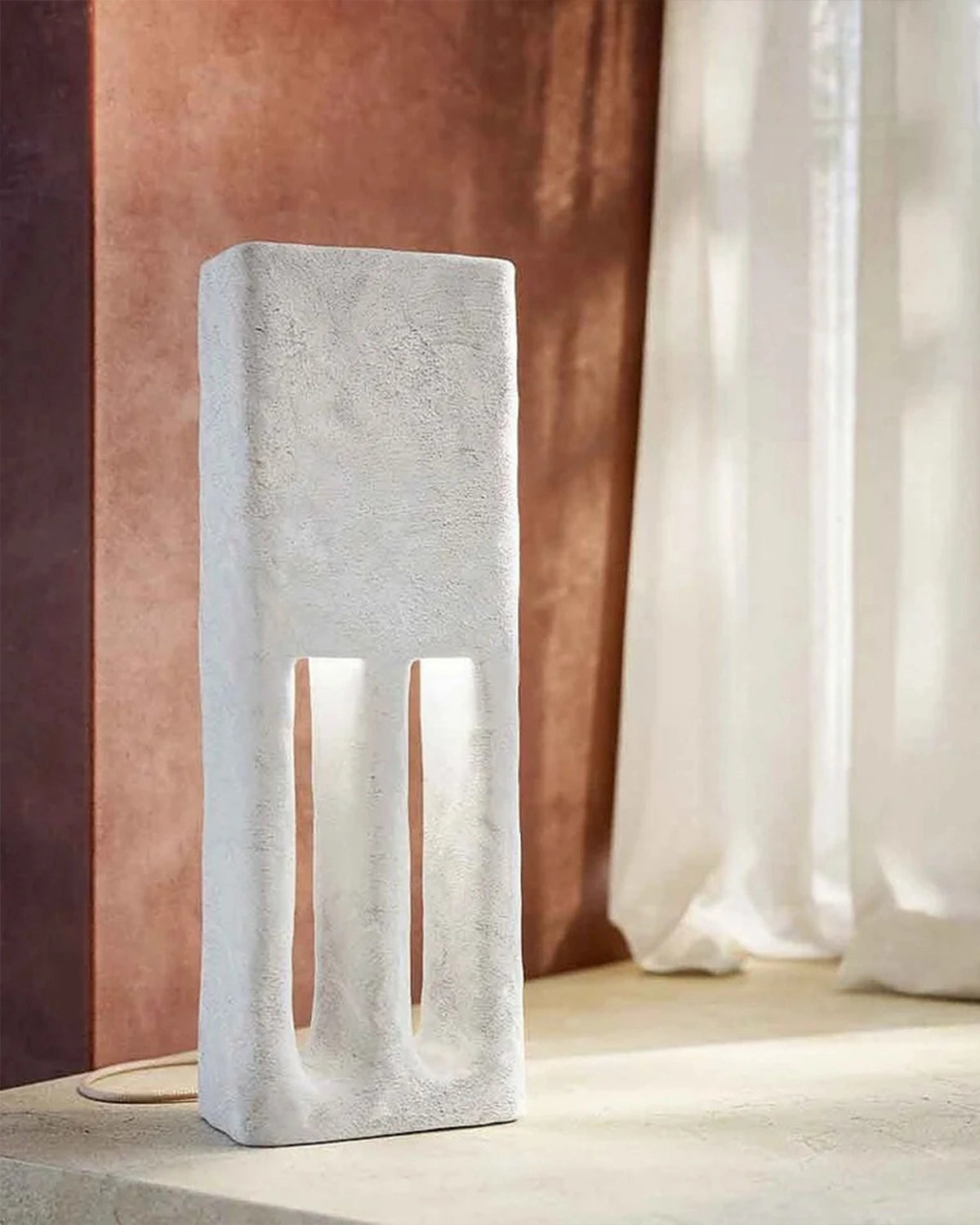 Dolmen Floor Lamp