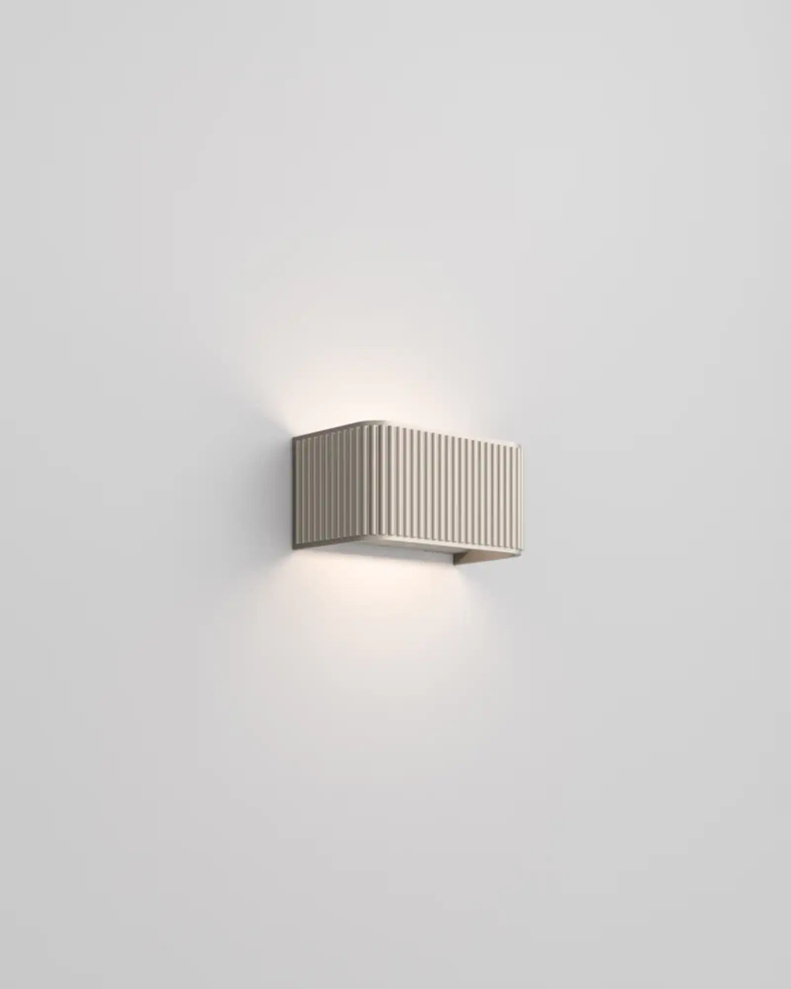 Dresscode Wall Light