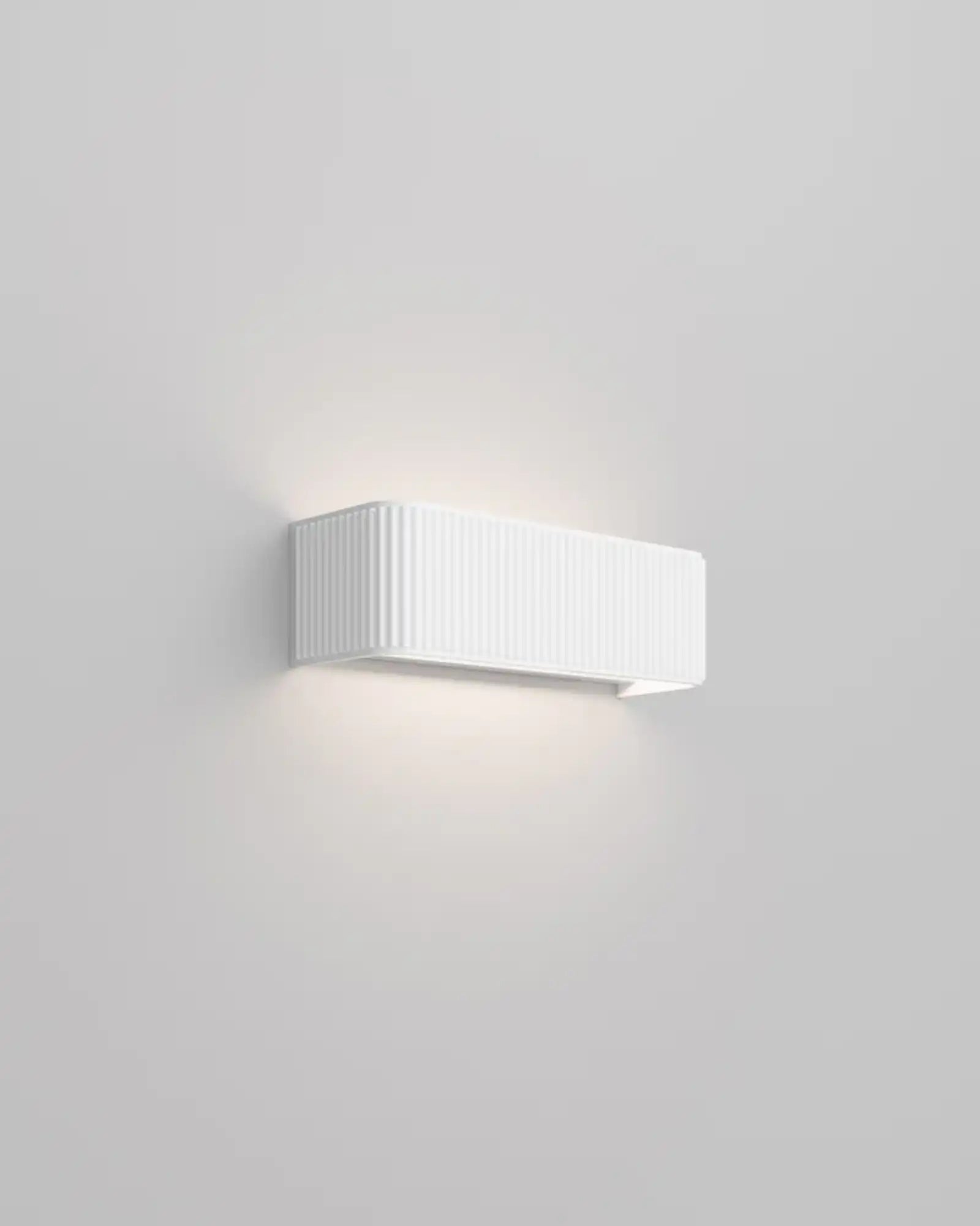 Dresscode Wall Light