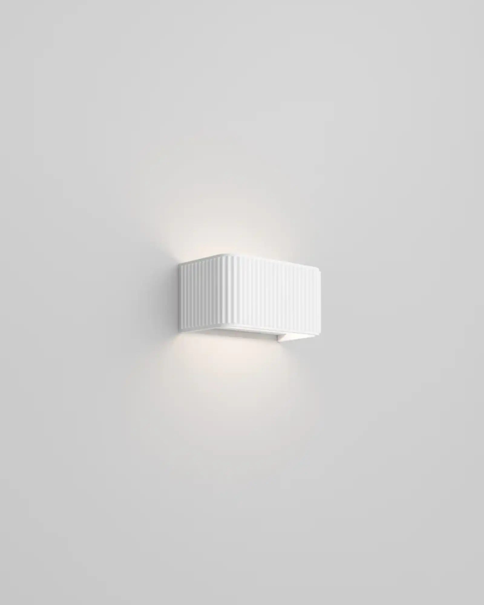 Dresscode Wall Light