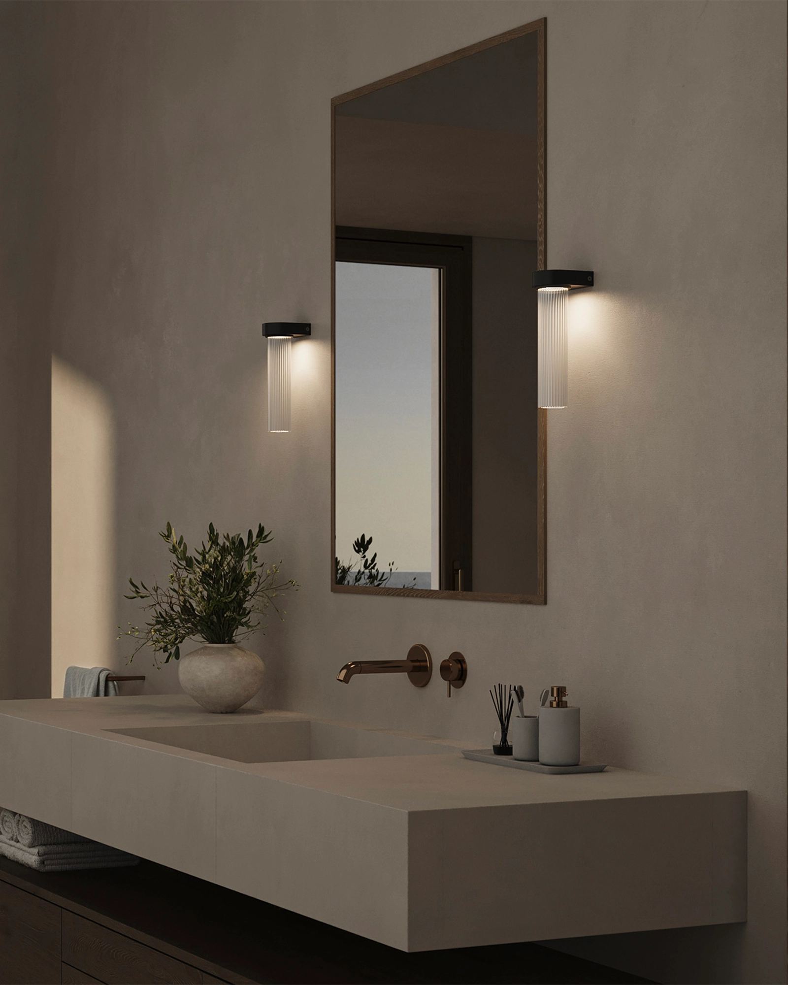 Edge Wall Light