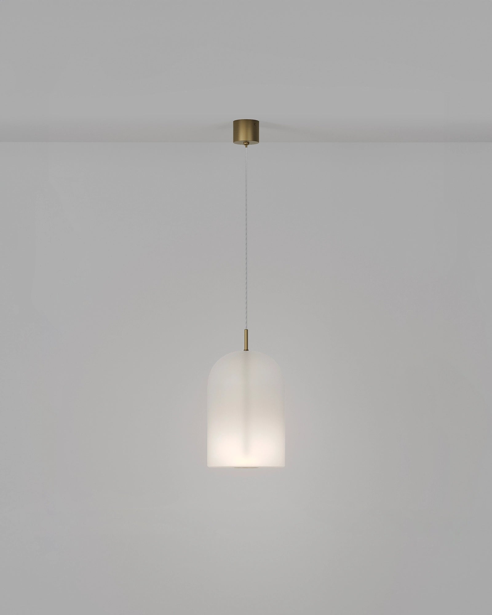 Elong Air Pendant Light