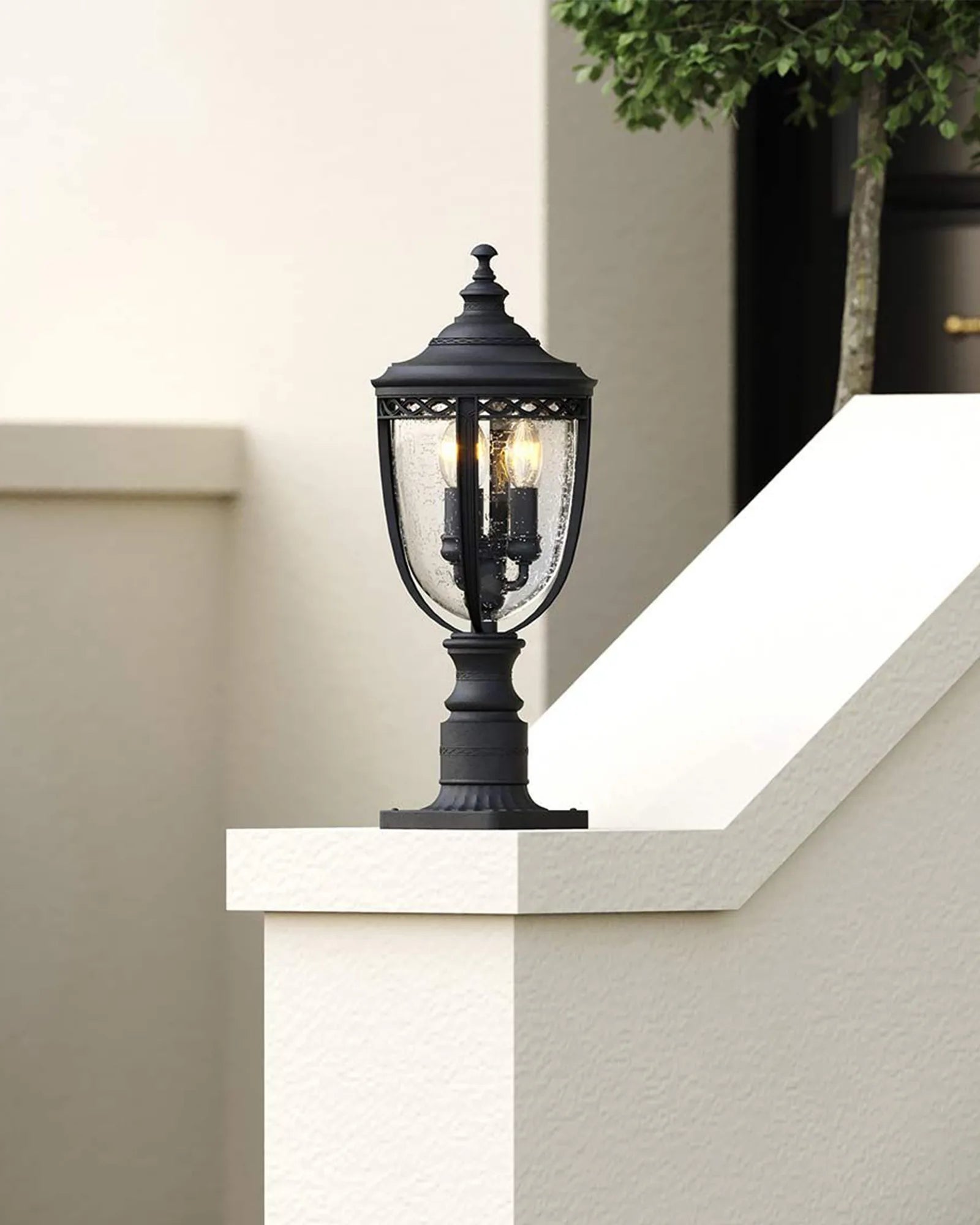 English Bridle Pedestal Light