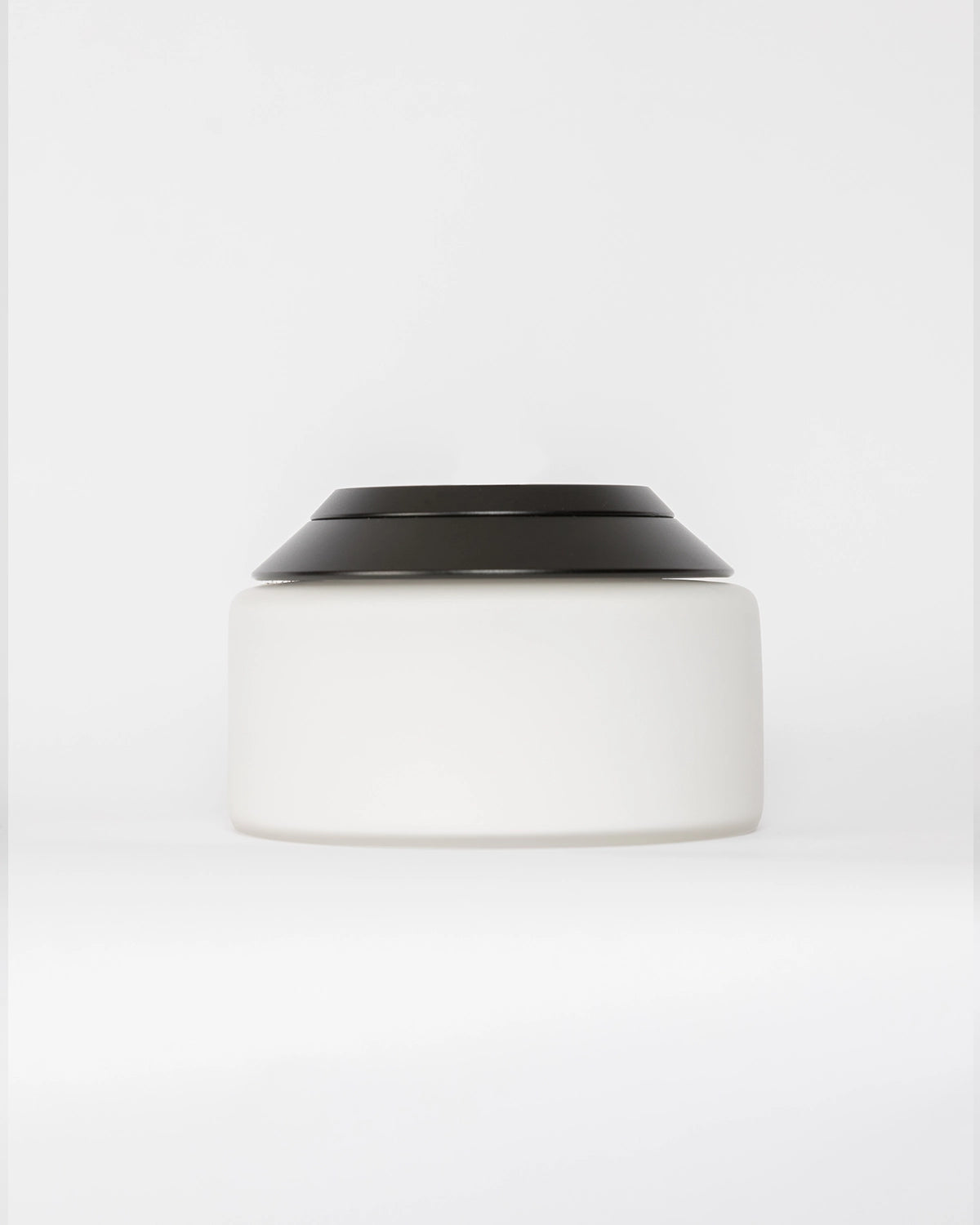 Flat White Wall Light