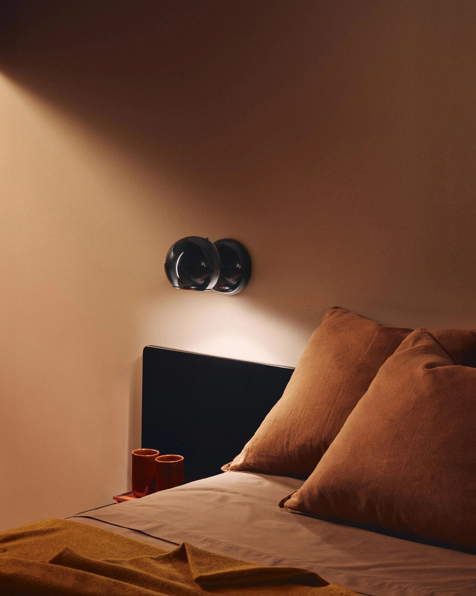 Gravitino Wall Light
