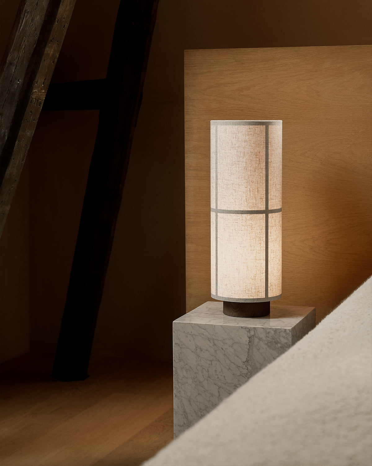 Hashira Table Lamp