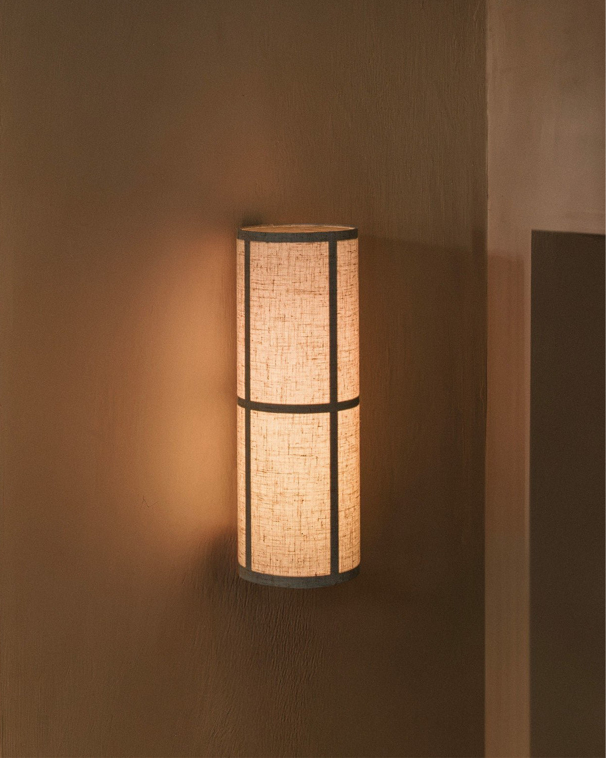 Hashira Wall Light
