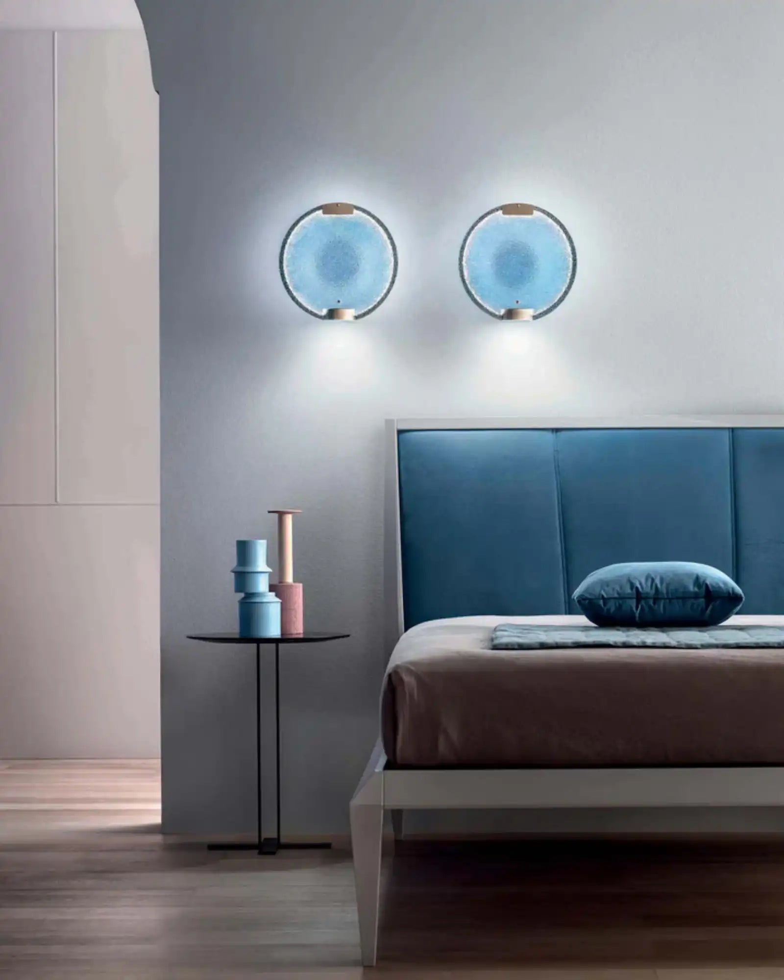 Horo Wall Light by Masiero Lighting featured within a contemporary bedroom | Nook Collections