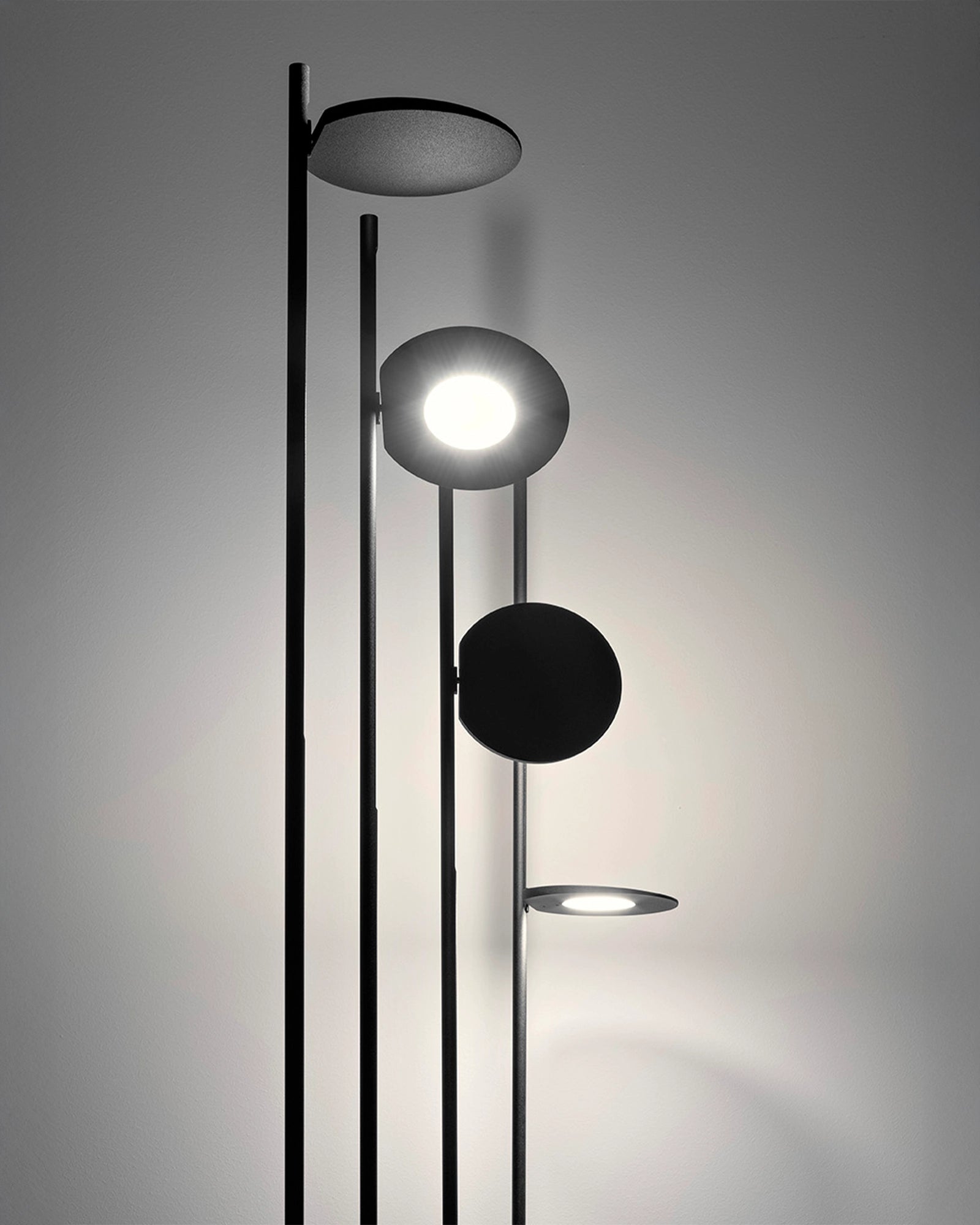 Kimia Floor Lamp