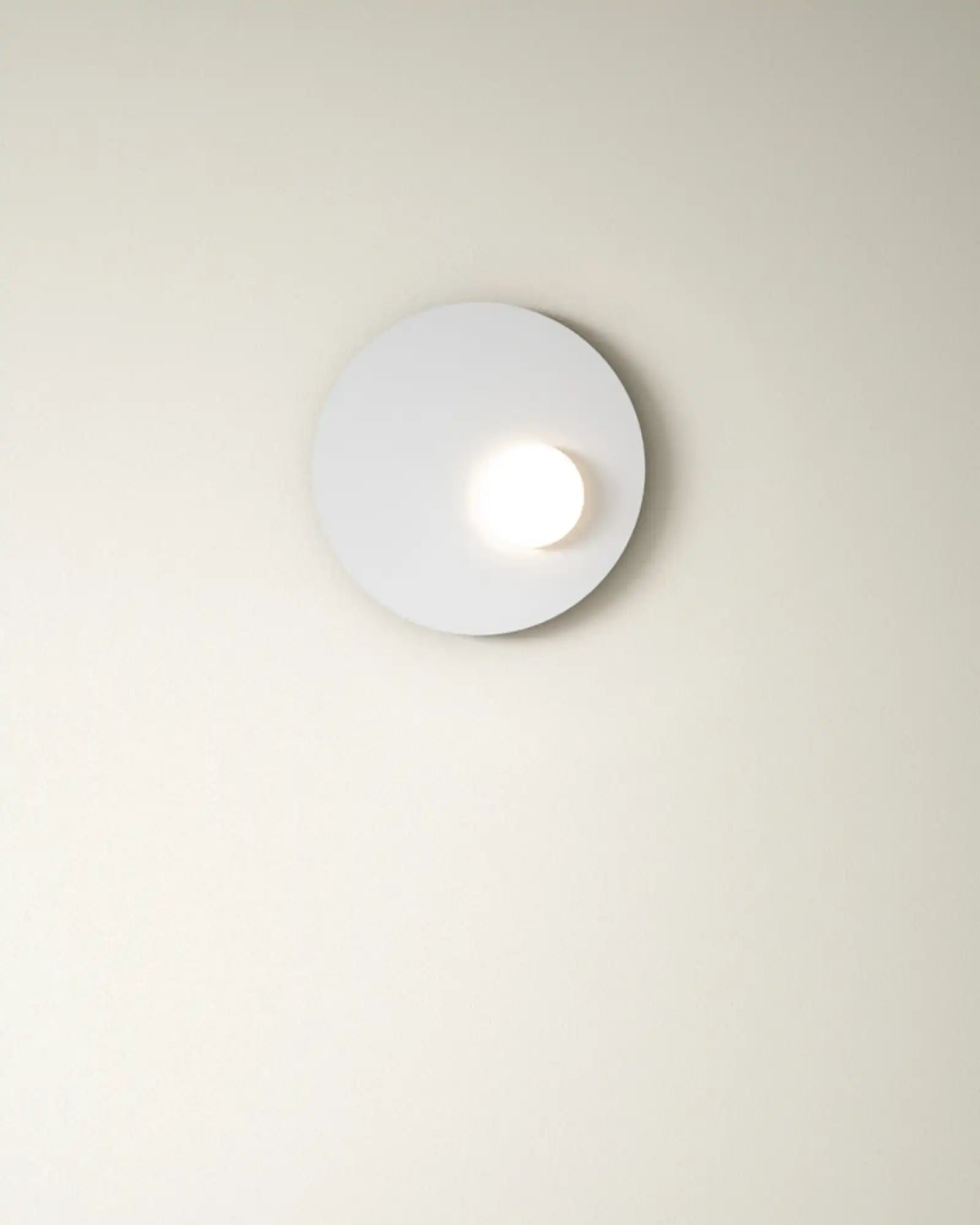 Kwic Wall/Ceiling Light