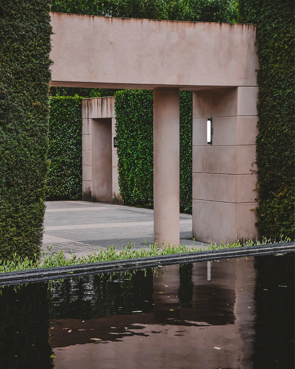 La Roche Outdoor Wall Light