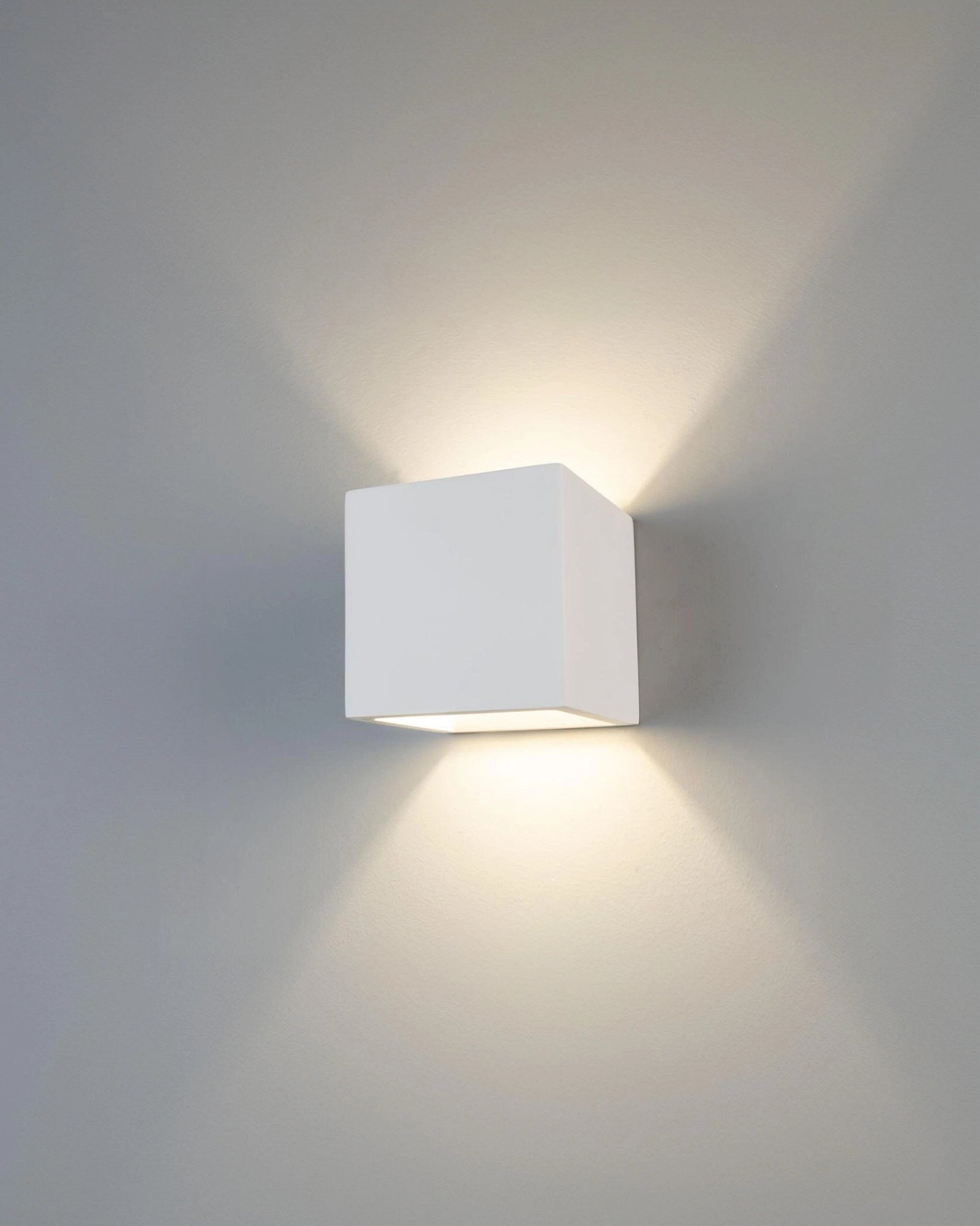 Lisbon Cube Wall Light