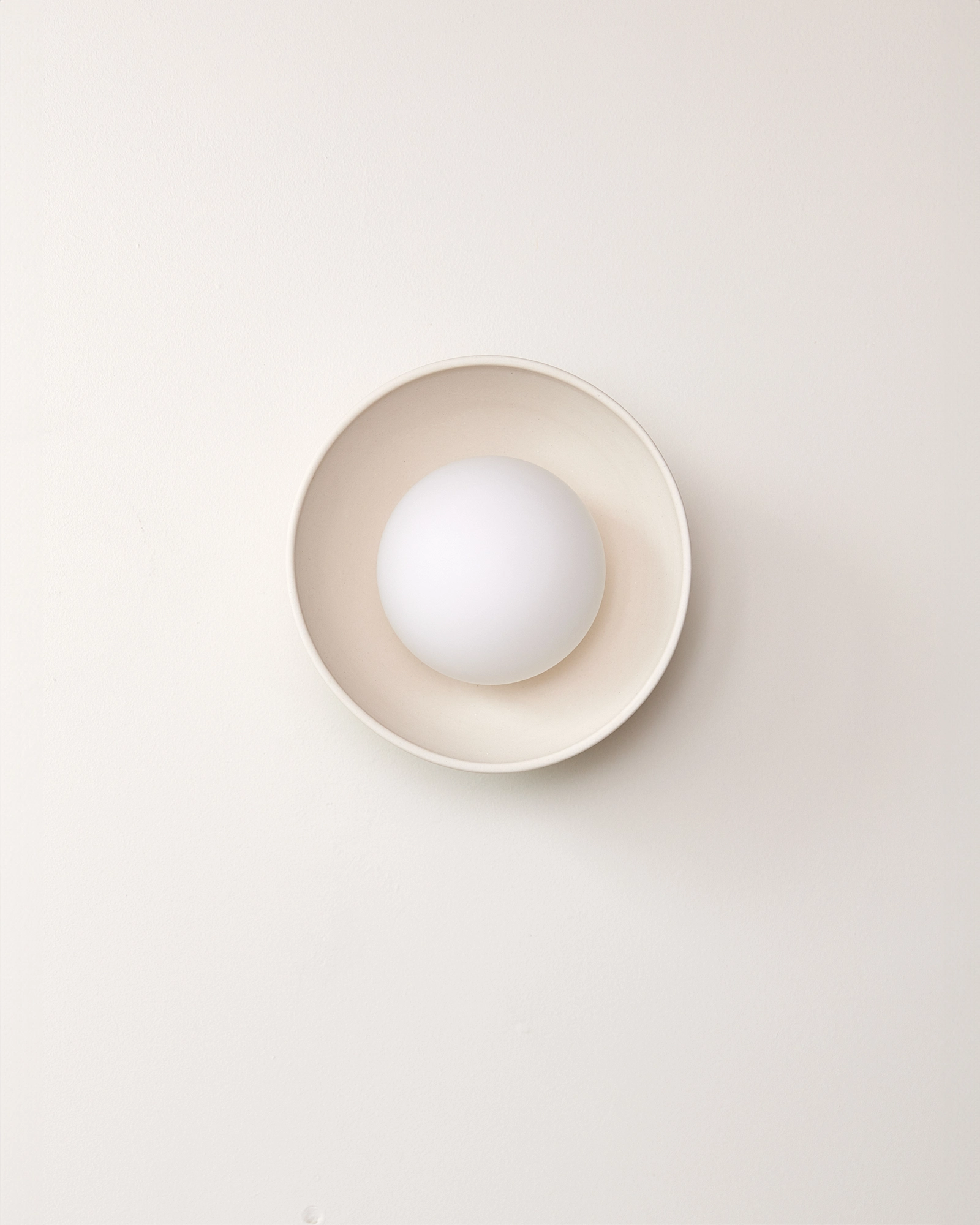 Mani Bell Wall Light