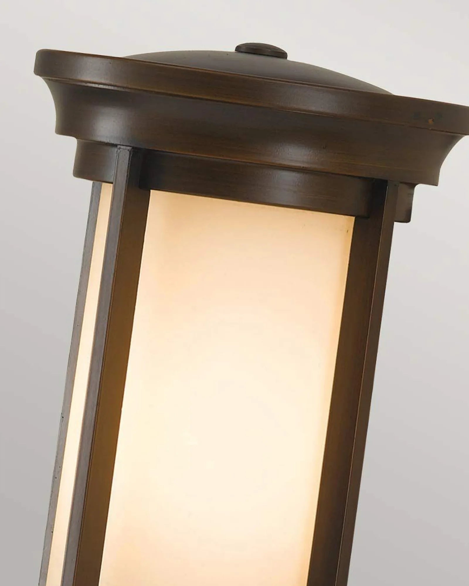 Merrill Pedestal Light