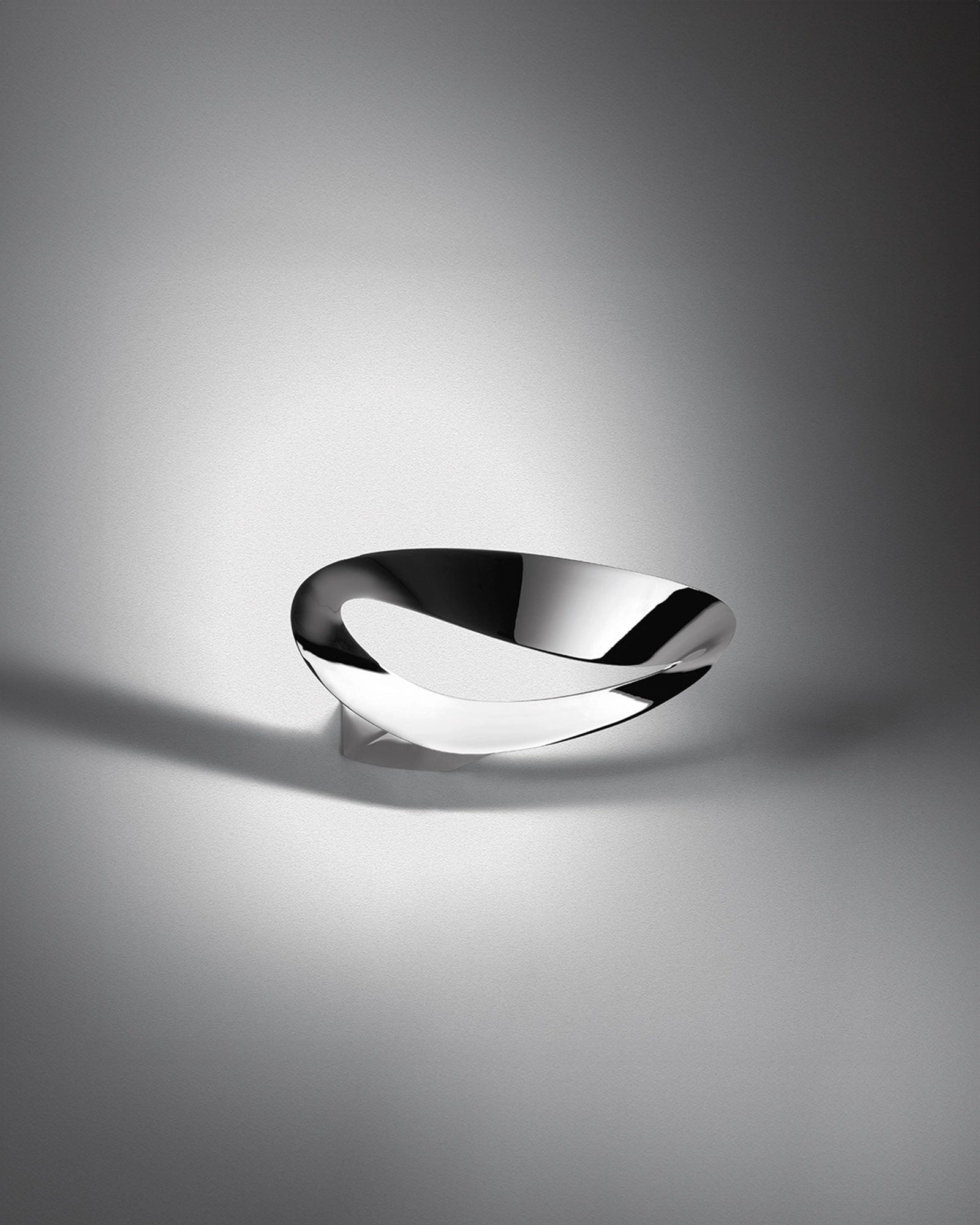 Mesmeri Wall Light