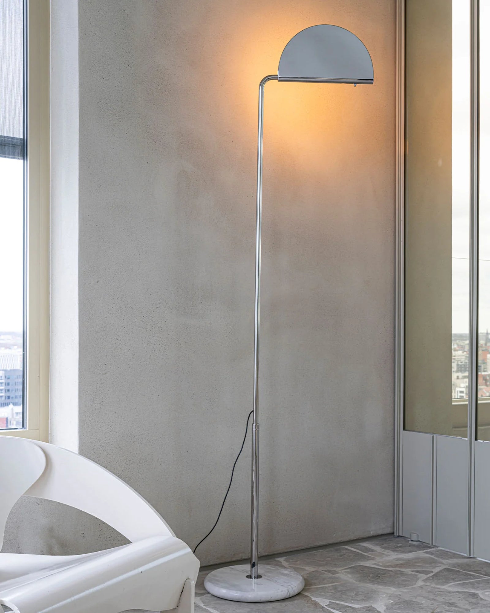 Mezzaluna Floor Lamp