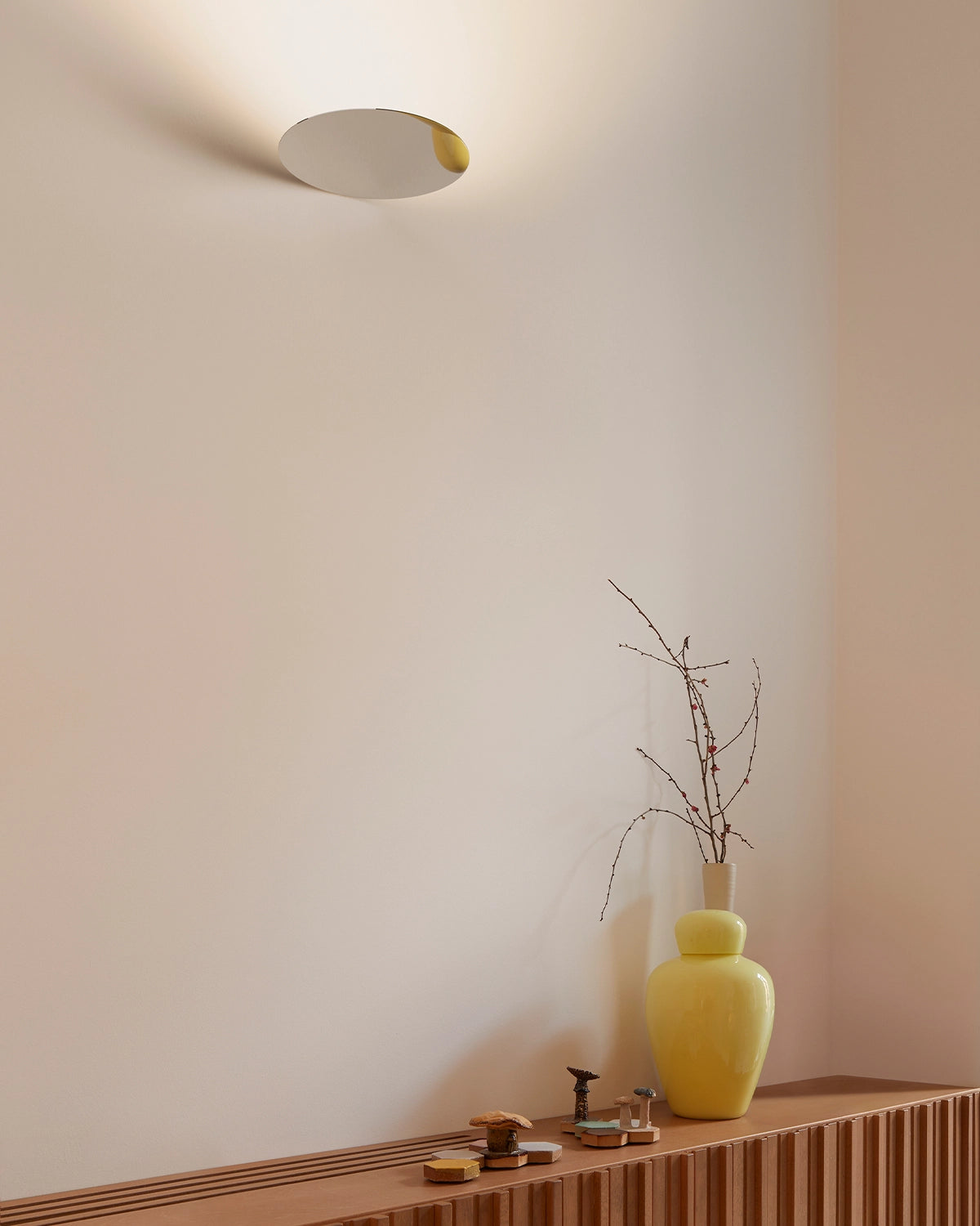 Millimetro Wall Light