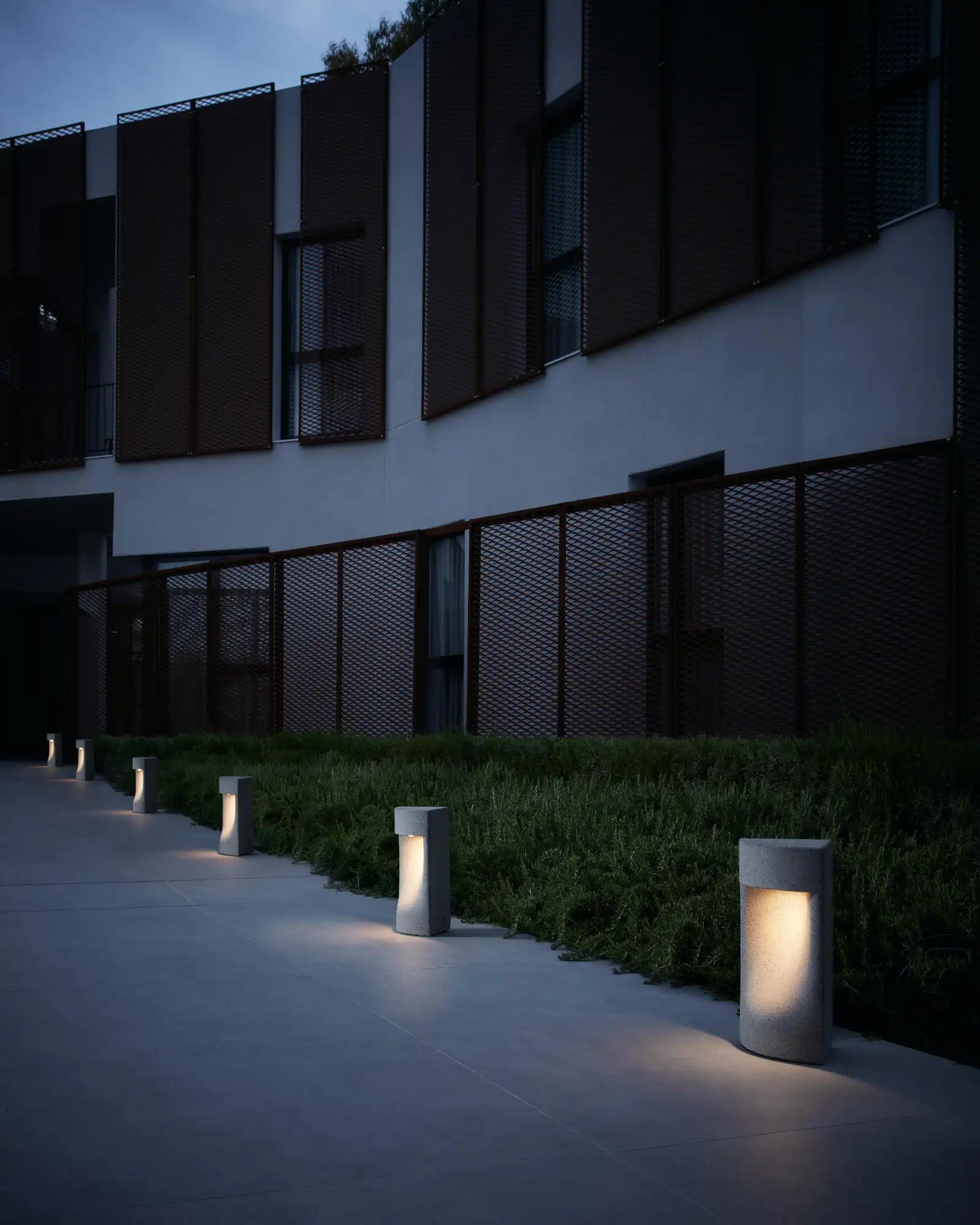 Moai Small Bollard Light