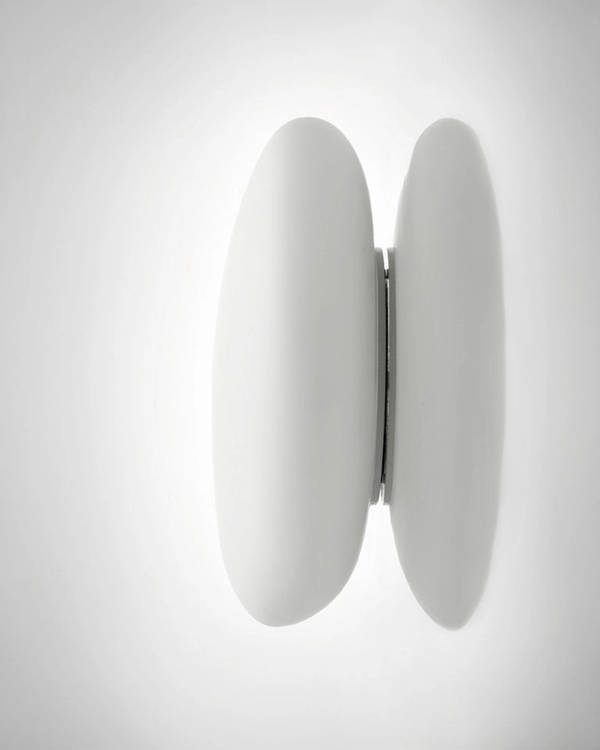 Neochic Ceiling/ Wall Light