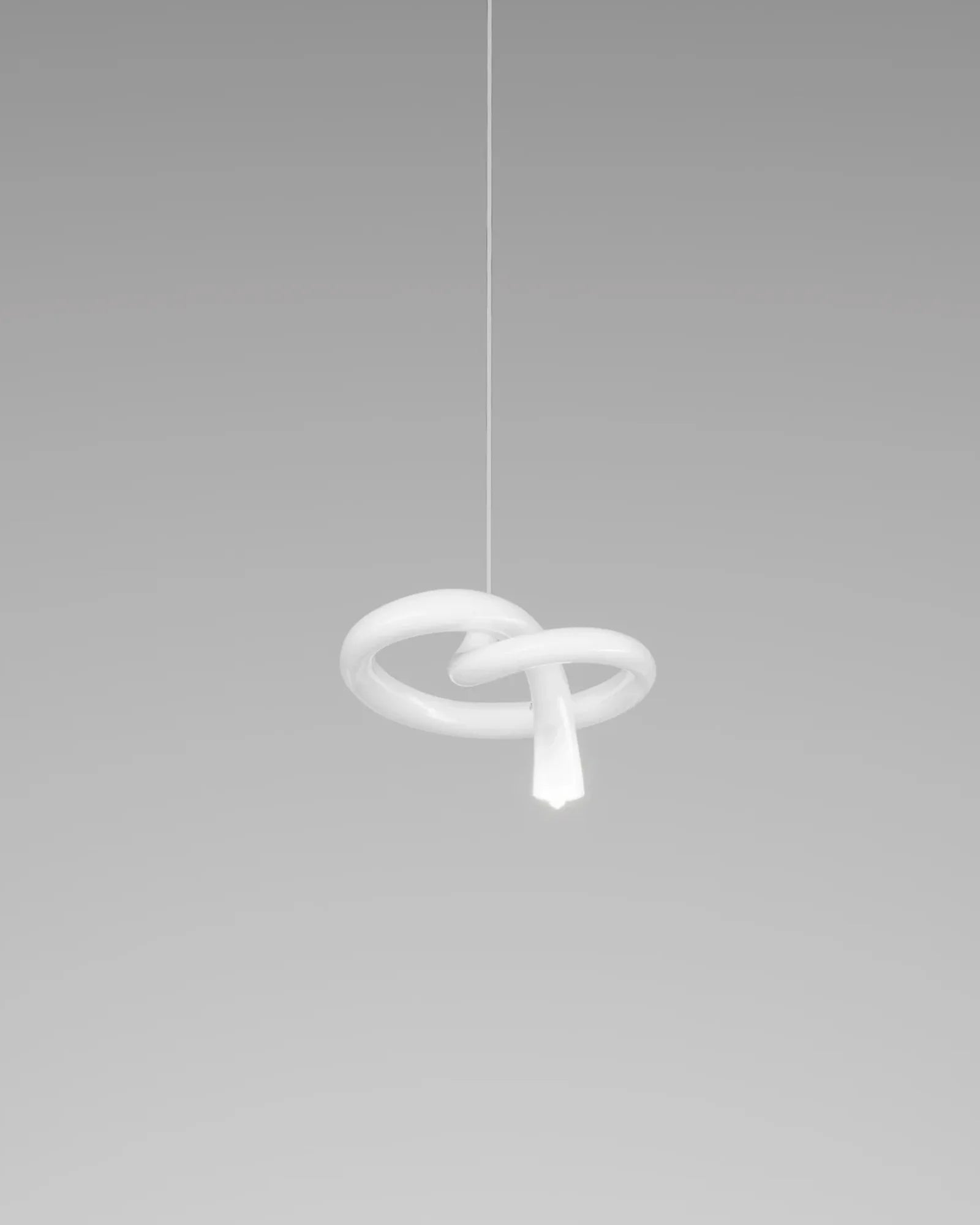 Nodo Pendant Light