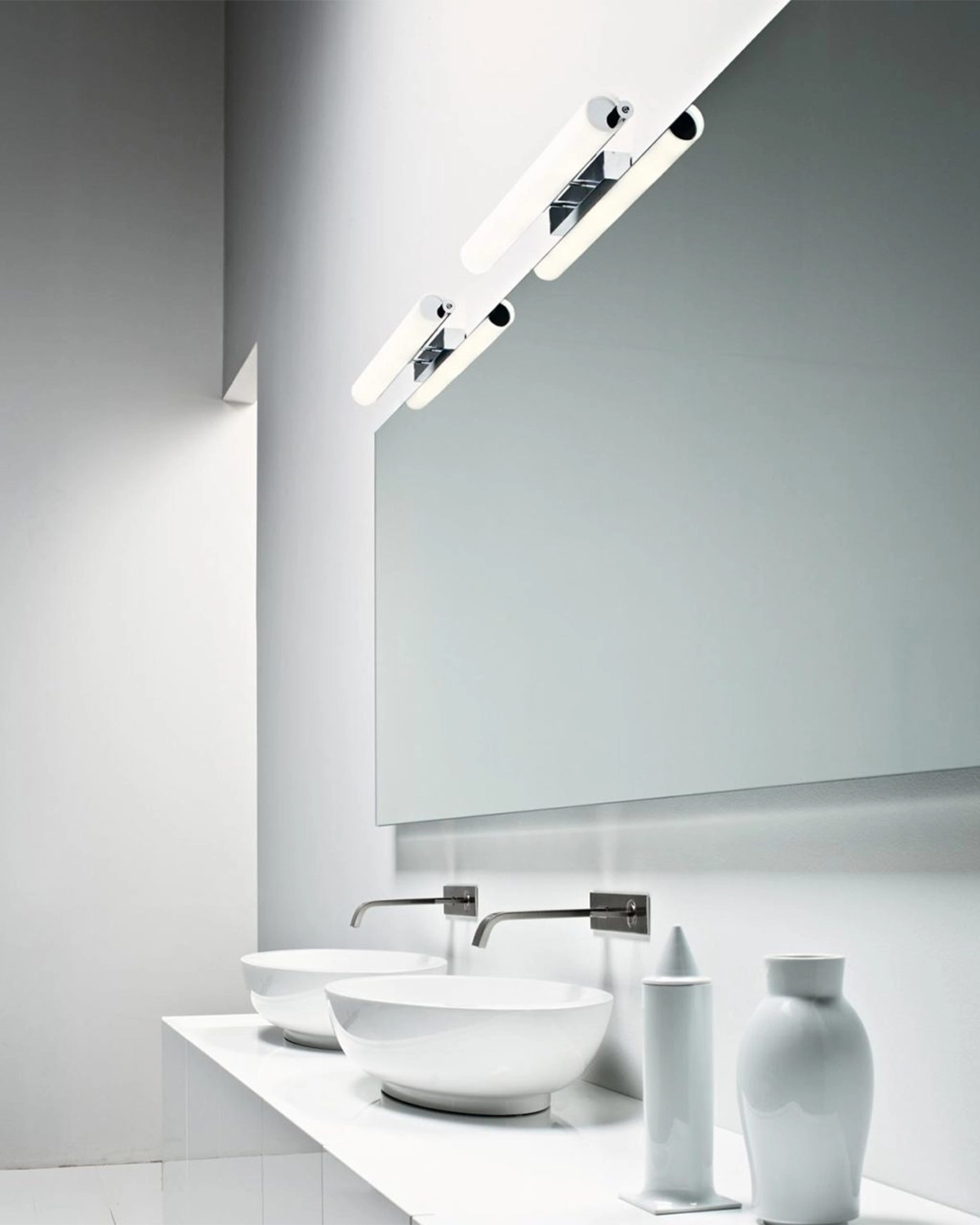 Norma Wall Light