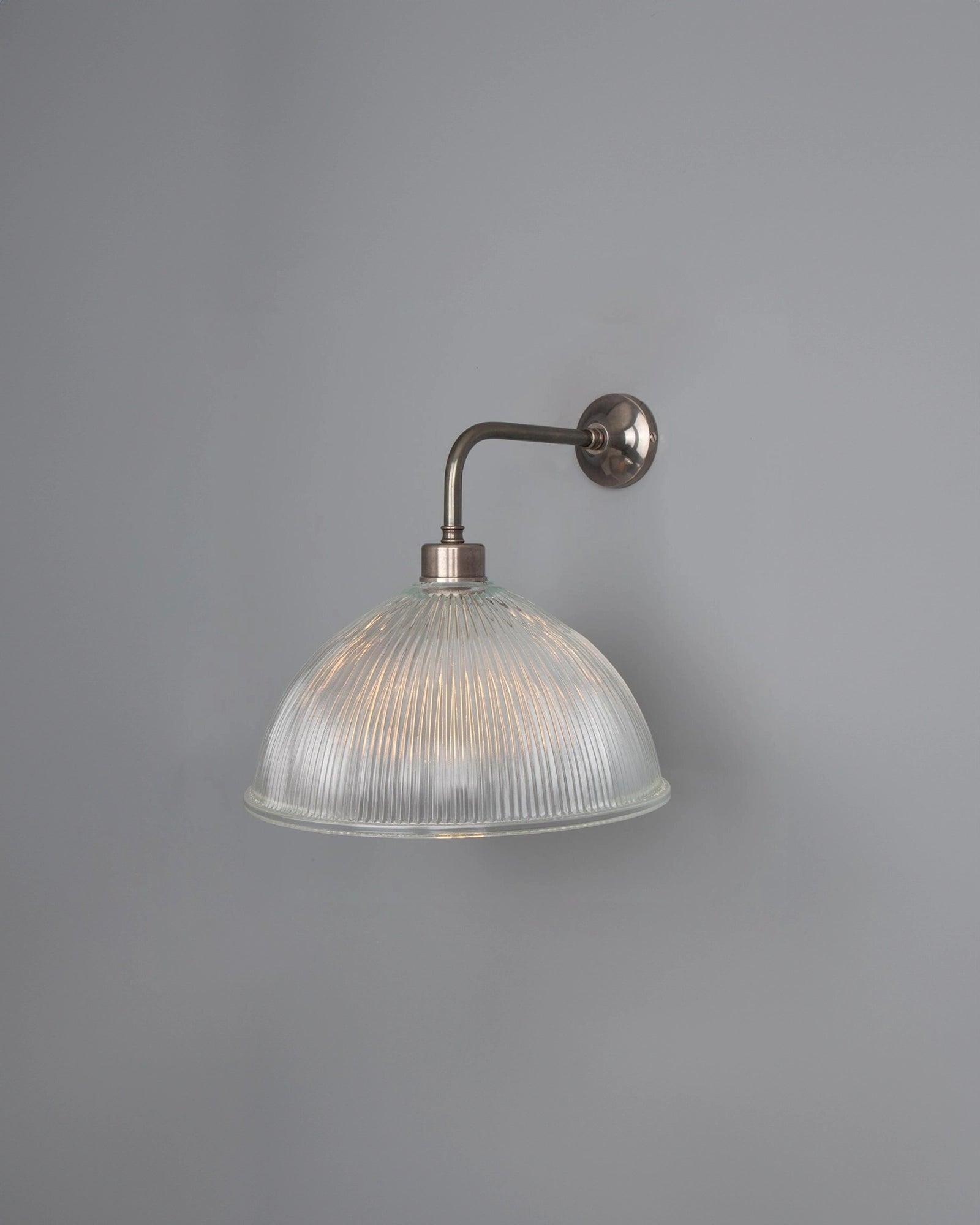 Nova Wall Light
