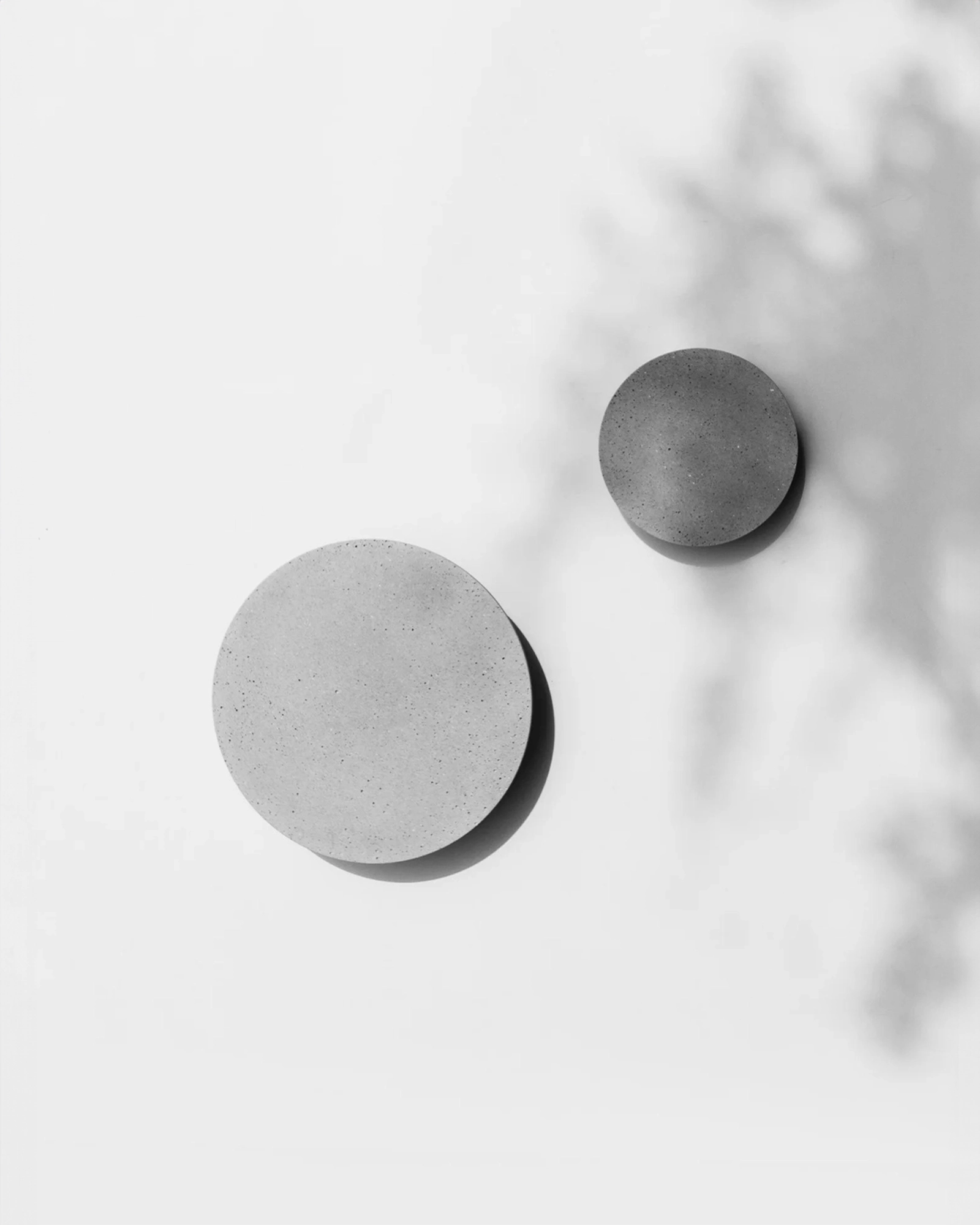 O2 Outdoor Wall Light