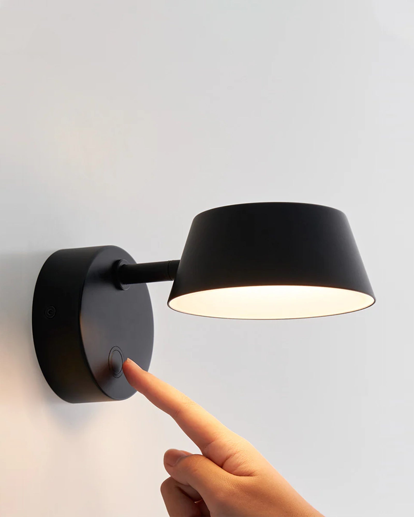 Olo Wall Light