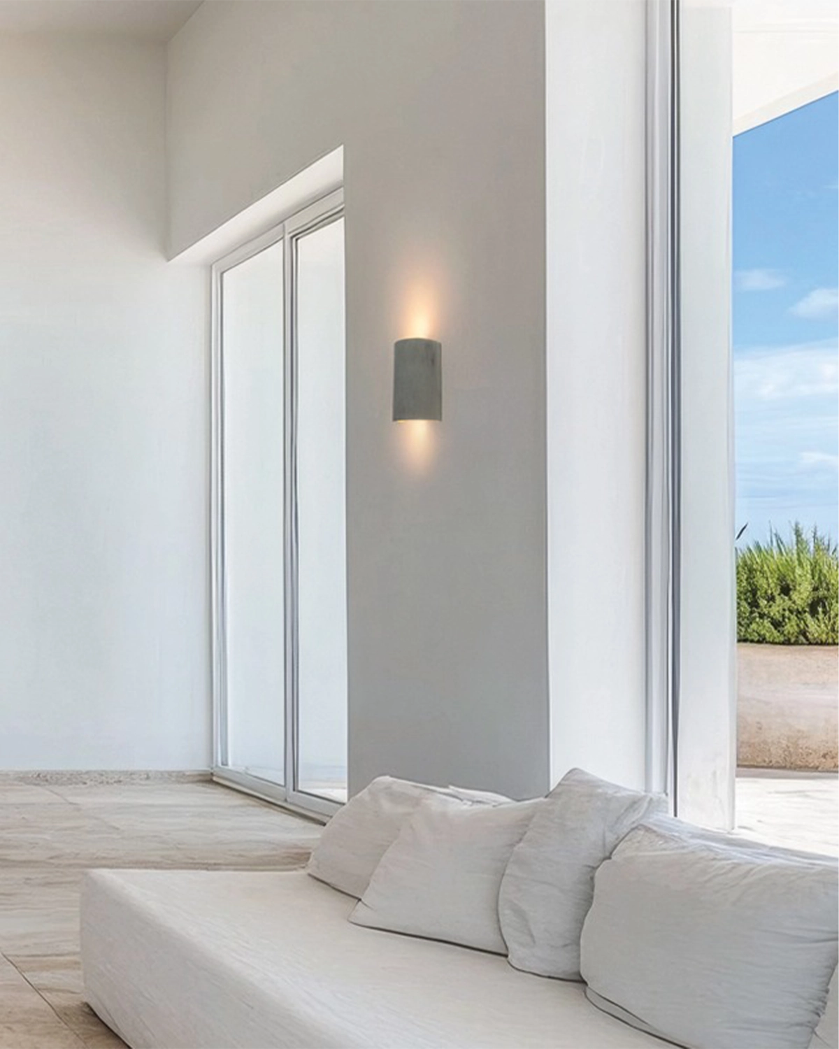 Olympia Curve Concrete Wall Light