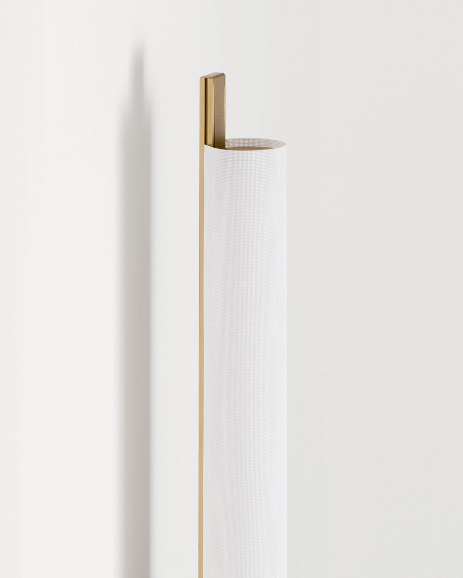 Ombra Wall Light