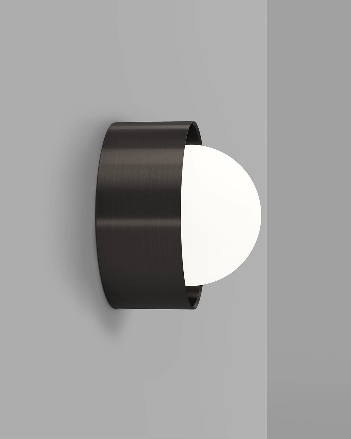 Orb Sur Large Wall Light