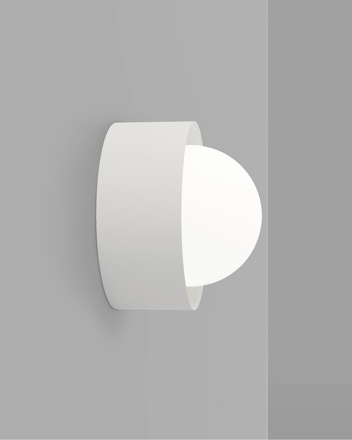 Orb Sur Large Wall Light