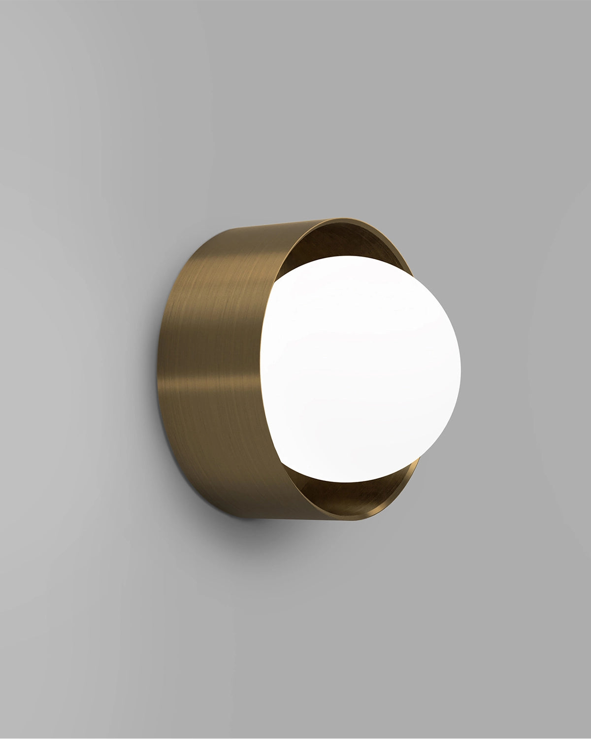 Orb Sur Large Wall Light
